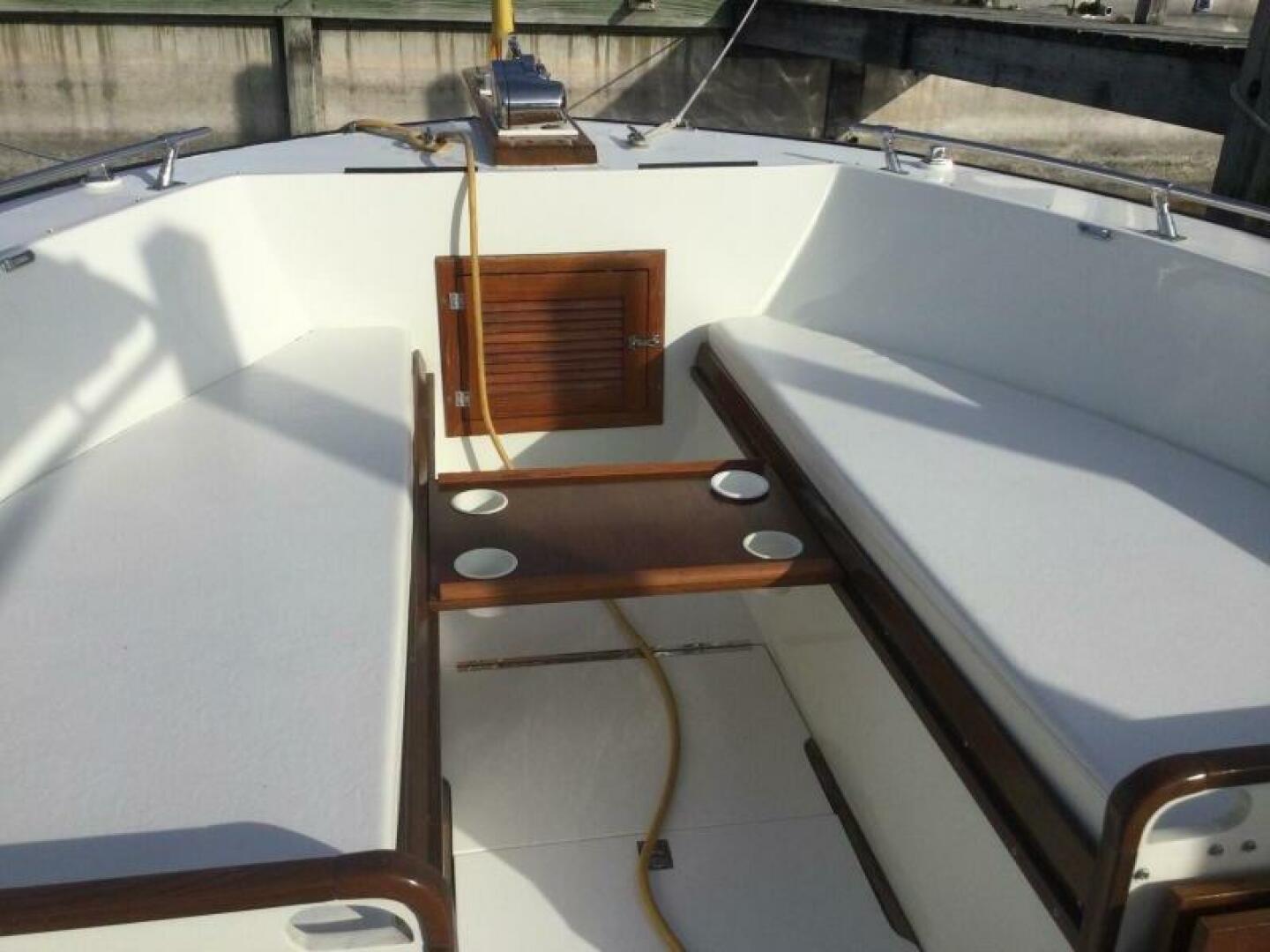 Legend 28ft Custom Yacht For Sale