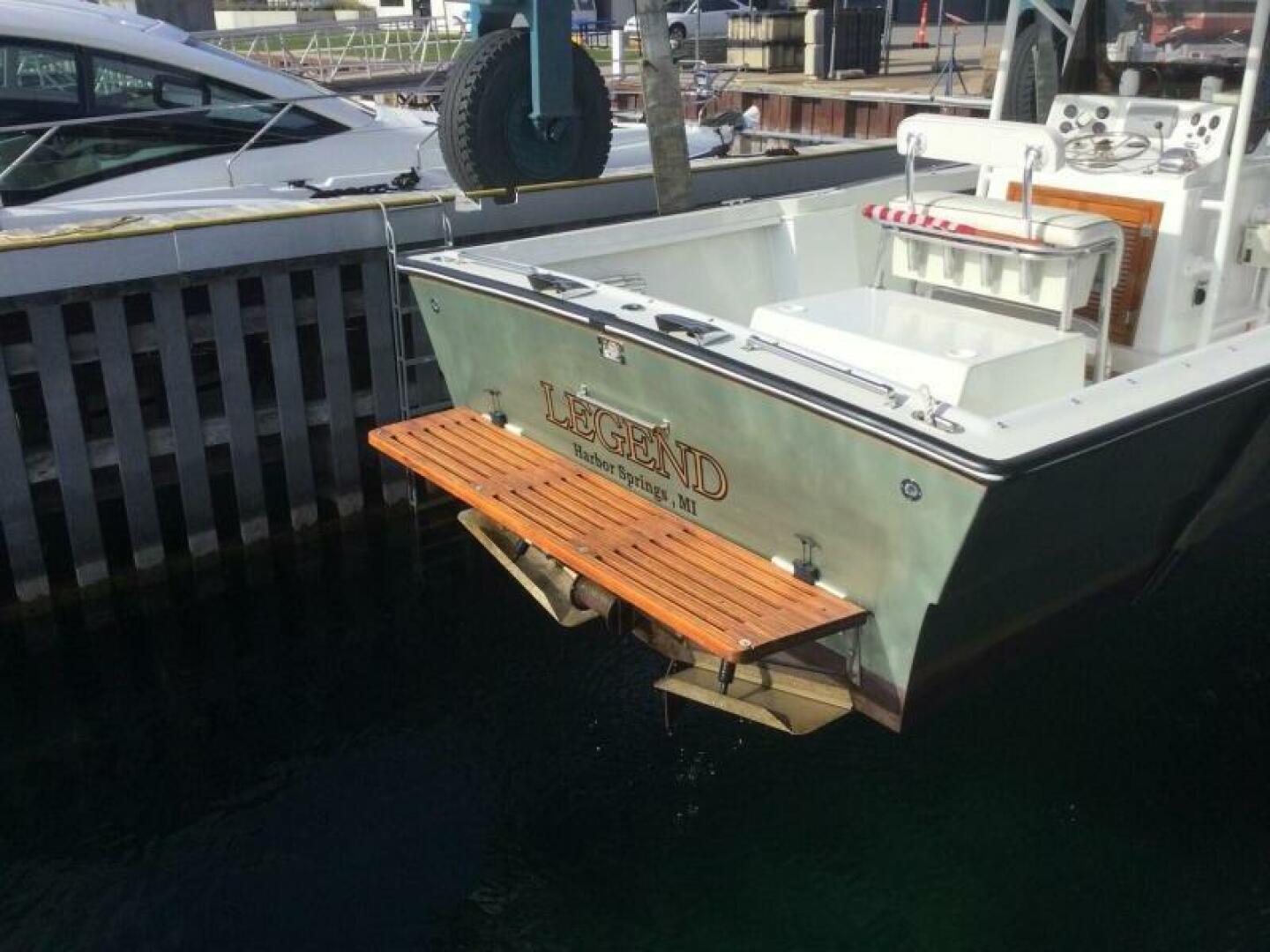 Legend 28ft Custom Yacht For Sale