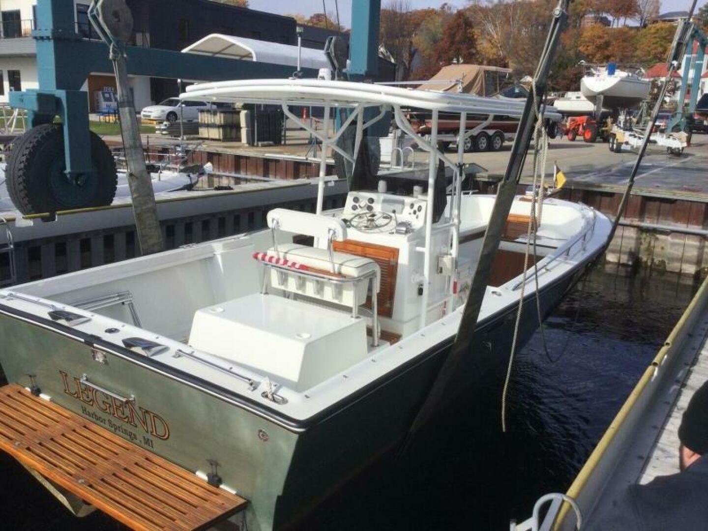 Legend 28ft Custom Yacht For Sale