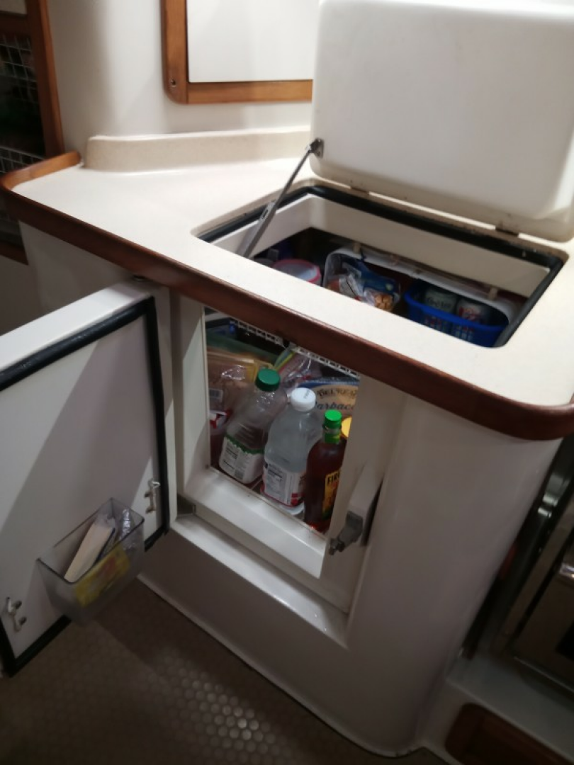 MANDALA 42ft Catalina Yacht For Sale MANDALA 42ft Catalina Yacht For Sale