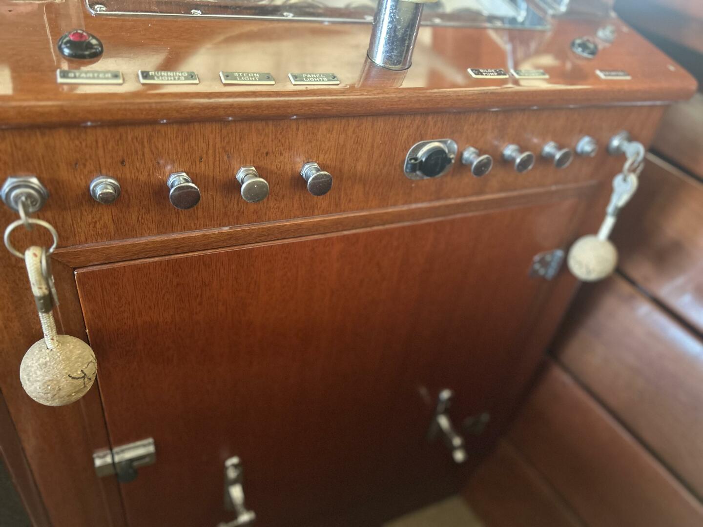 30ft Prowler Yacht For Sale