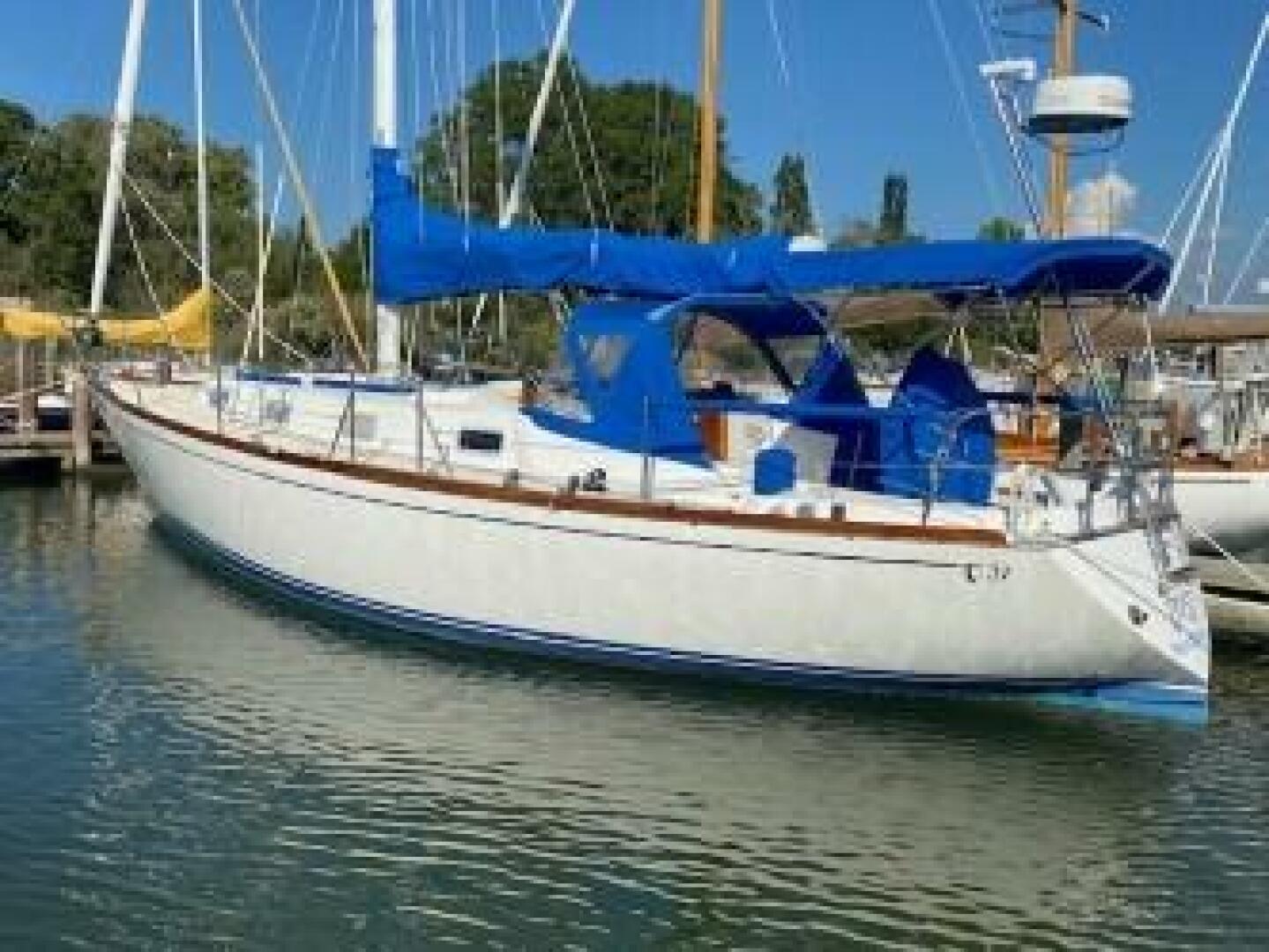 Tryst 37ft Tartan Yacht For Sale