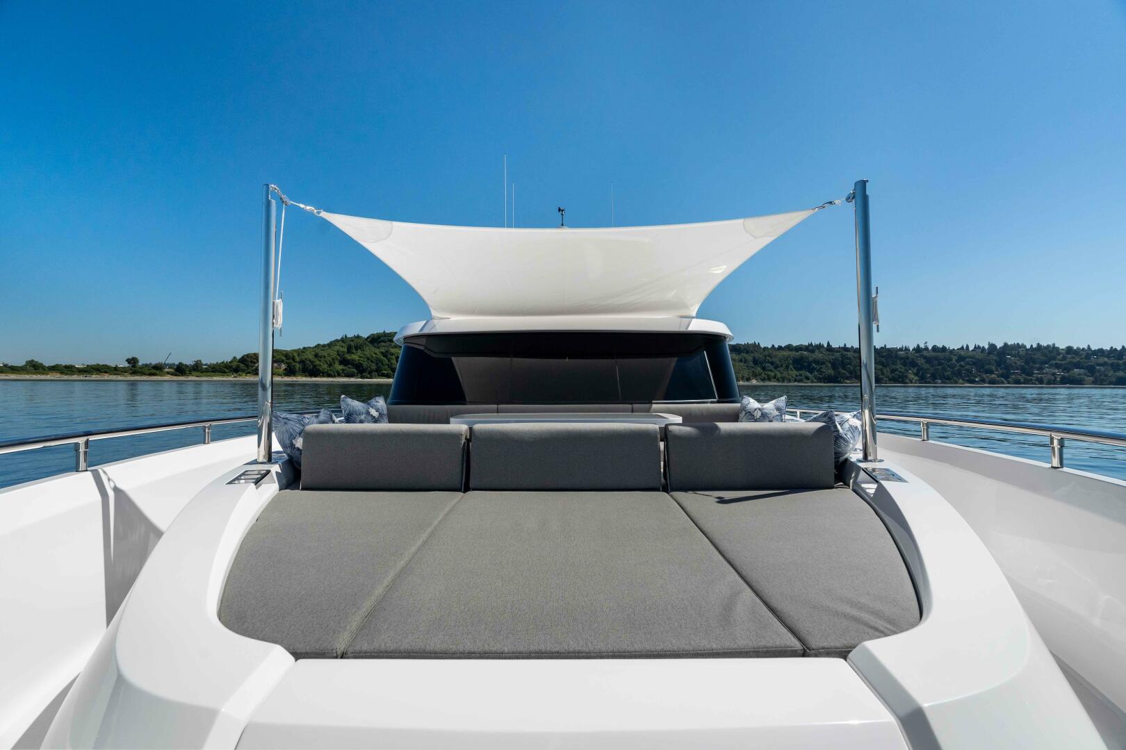Horizon V68 Hull 12