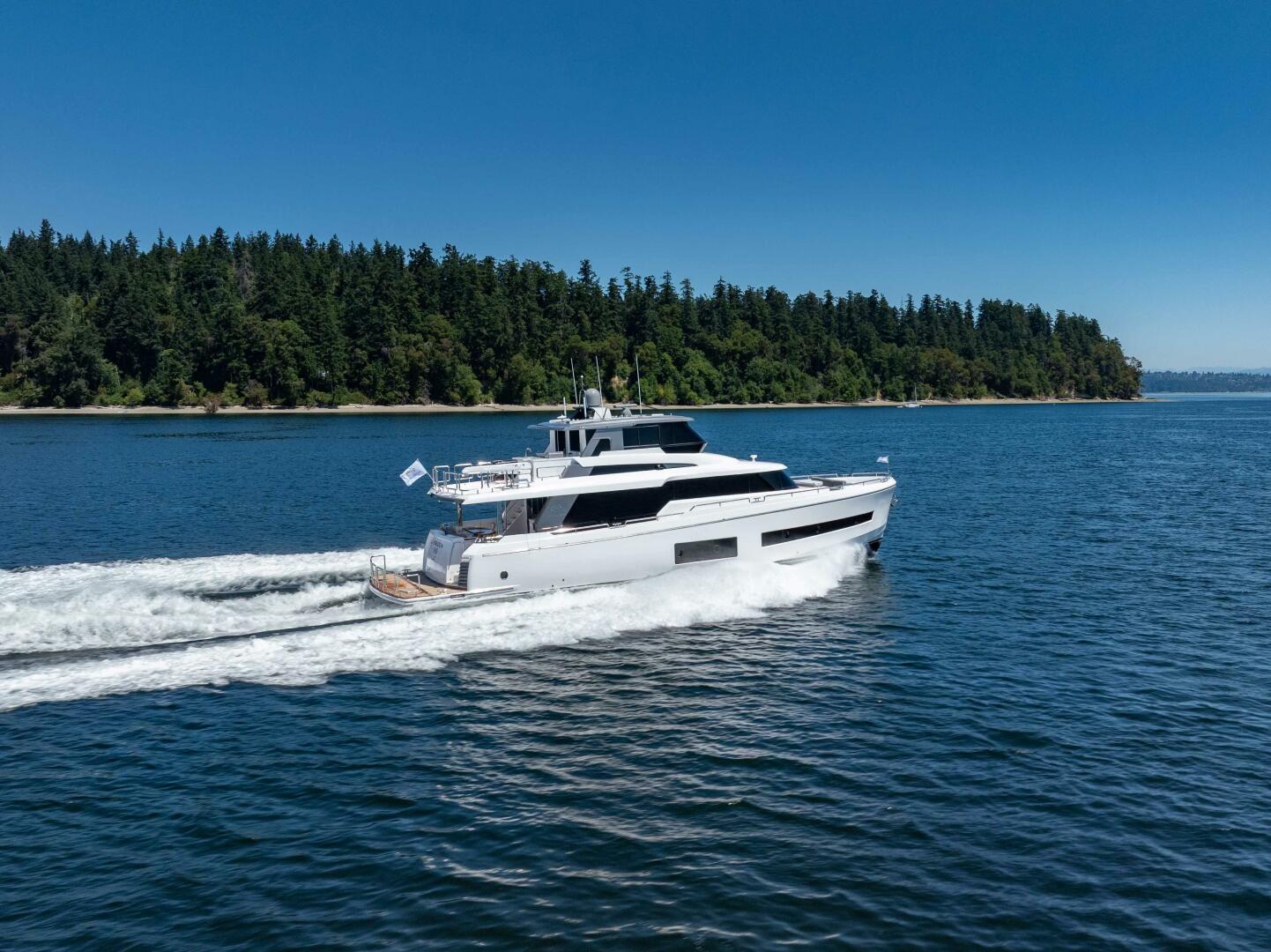 Horizon V68 Hull 12