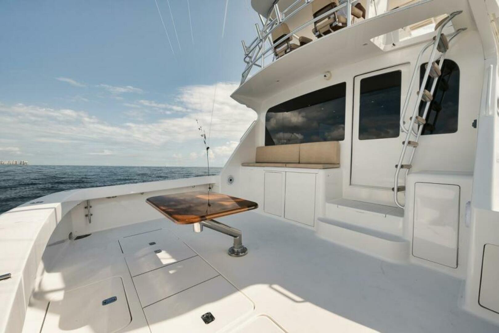 61 Viking The Good Life- Cockpit