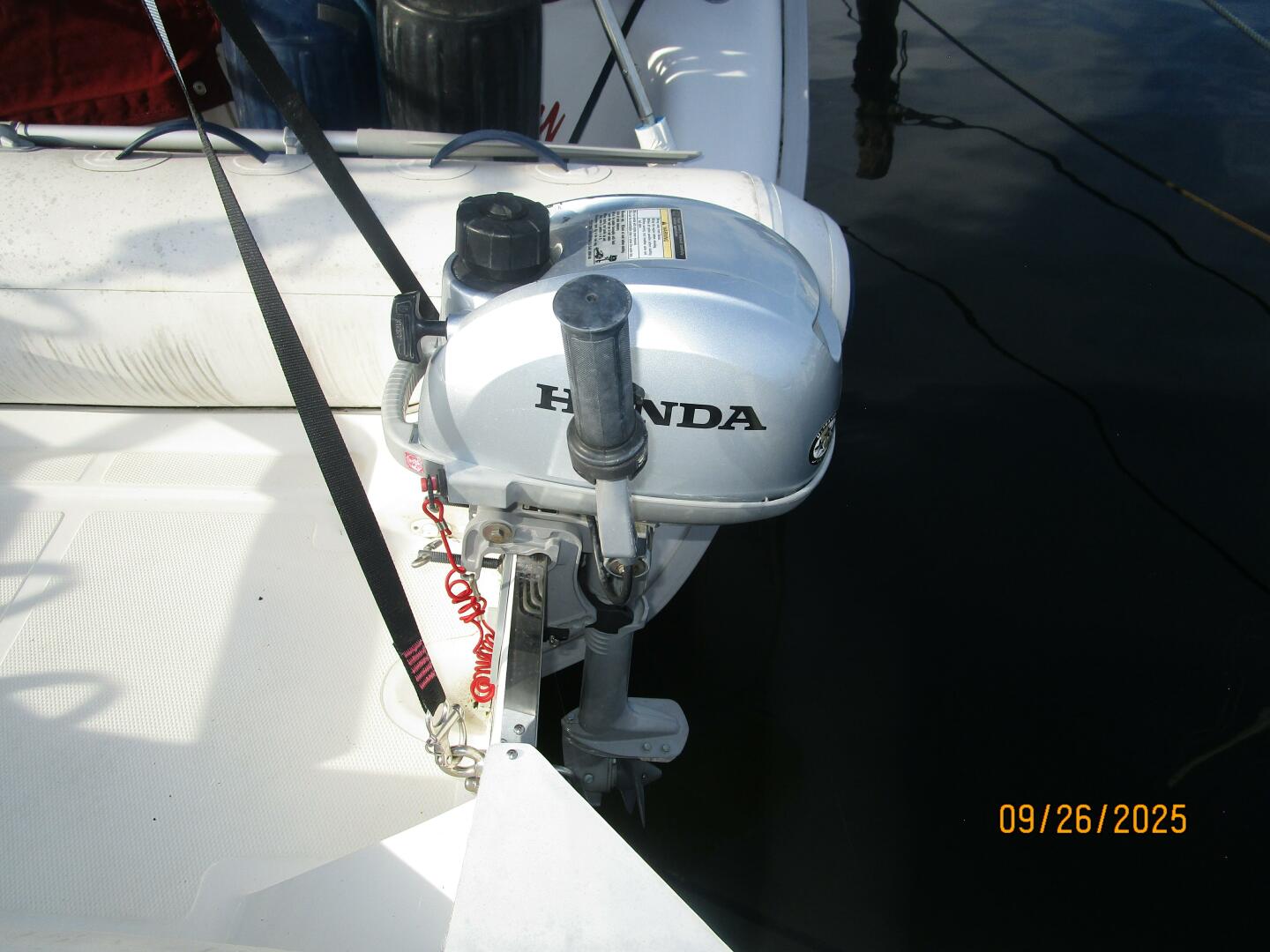 37' Hunter tender outboard