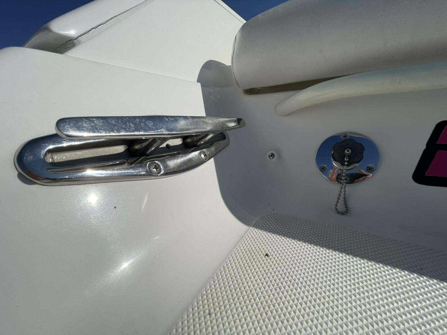 4 EVER YOUNG 38ft Fountain Yacht For Sale