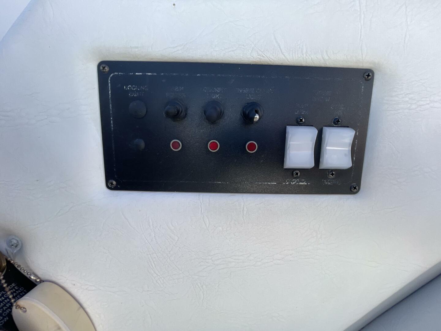 4 EVER YOUNG 38ft Fountain Yacht For Sale