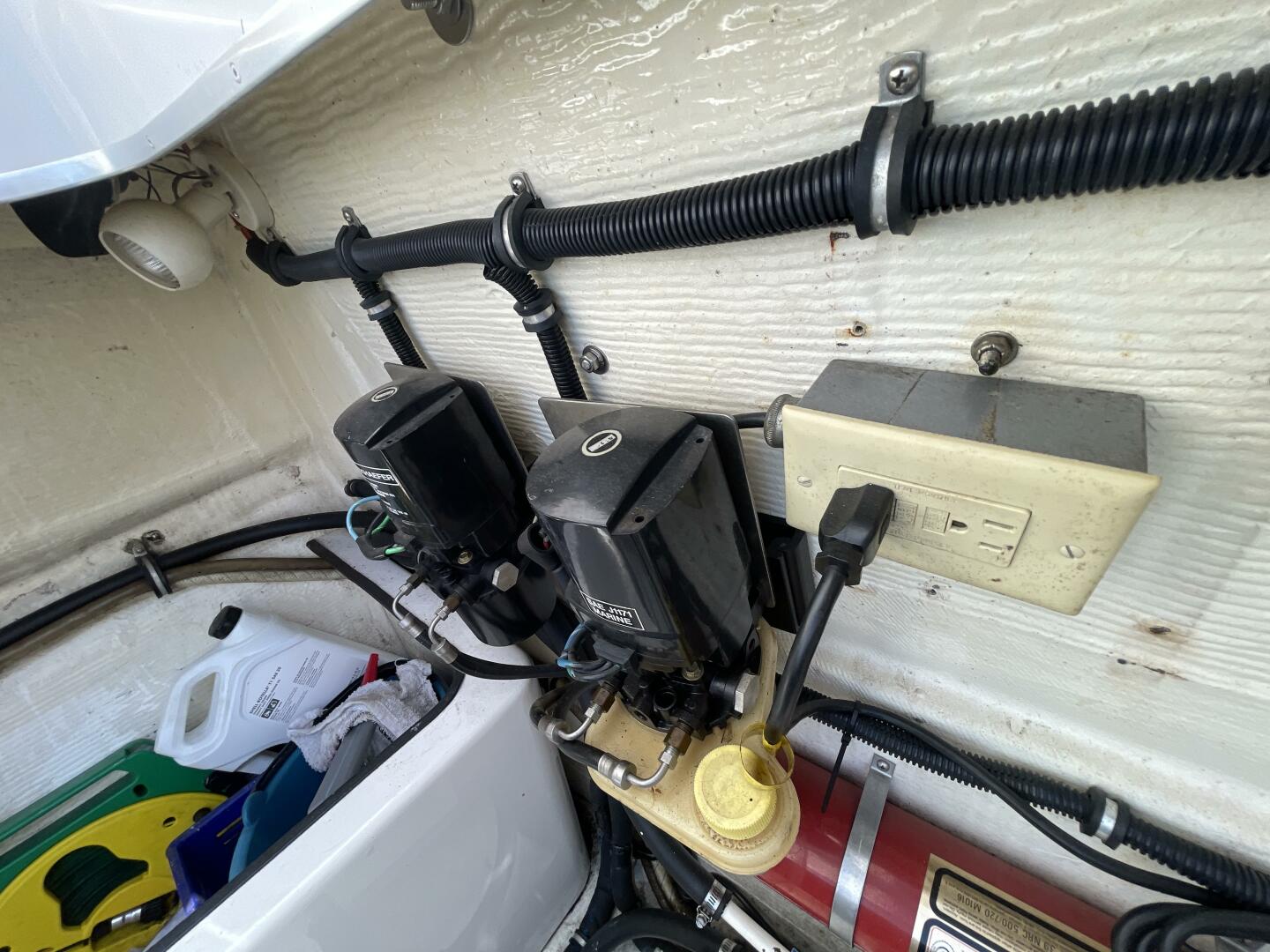 4 EVER YOUNG 38ft Fountain Yacht For Sale