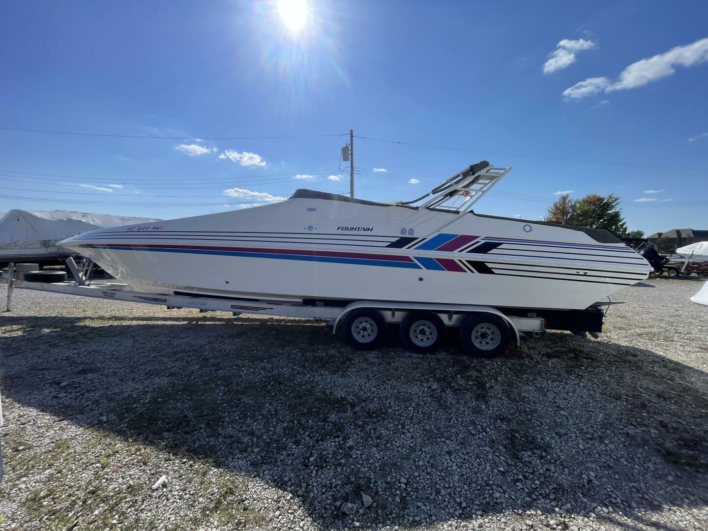 4 EVER YOUNG 38ft Fountain Yacht For Sale