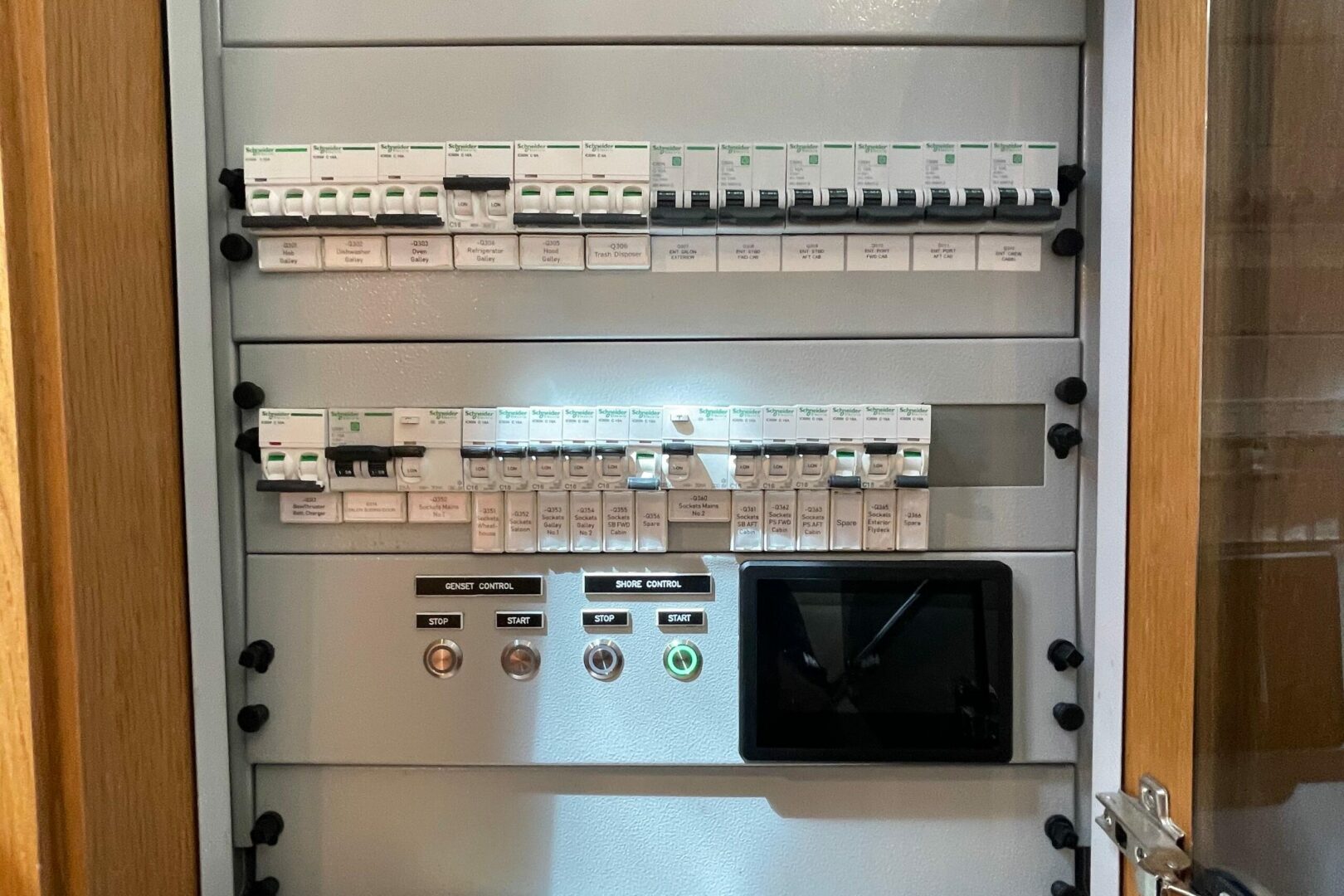 2018-serenity-64-power-9938614-20250926044506617-2.jpg