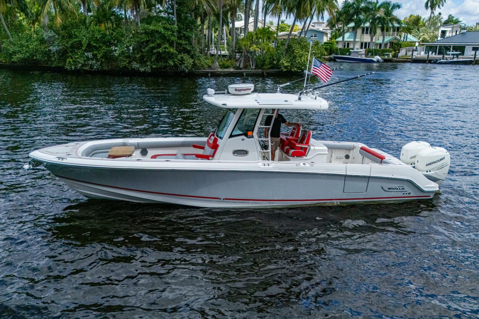 DARE TO DREAM S SIDECHICK 33ft Boston Whaler Yacht For Sale