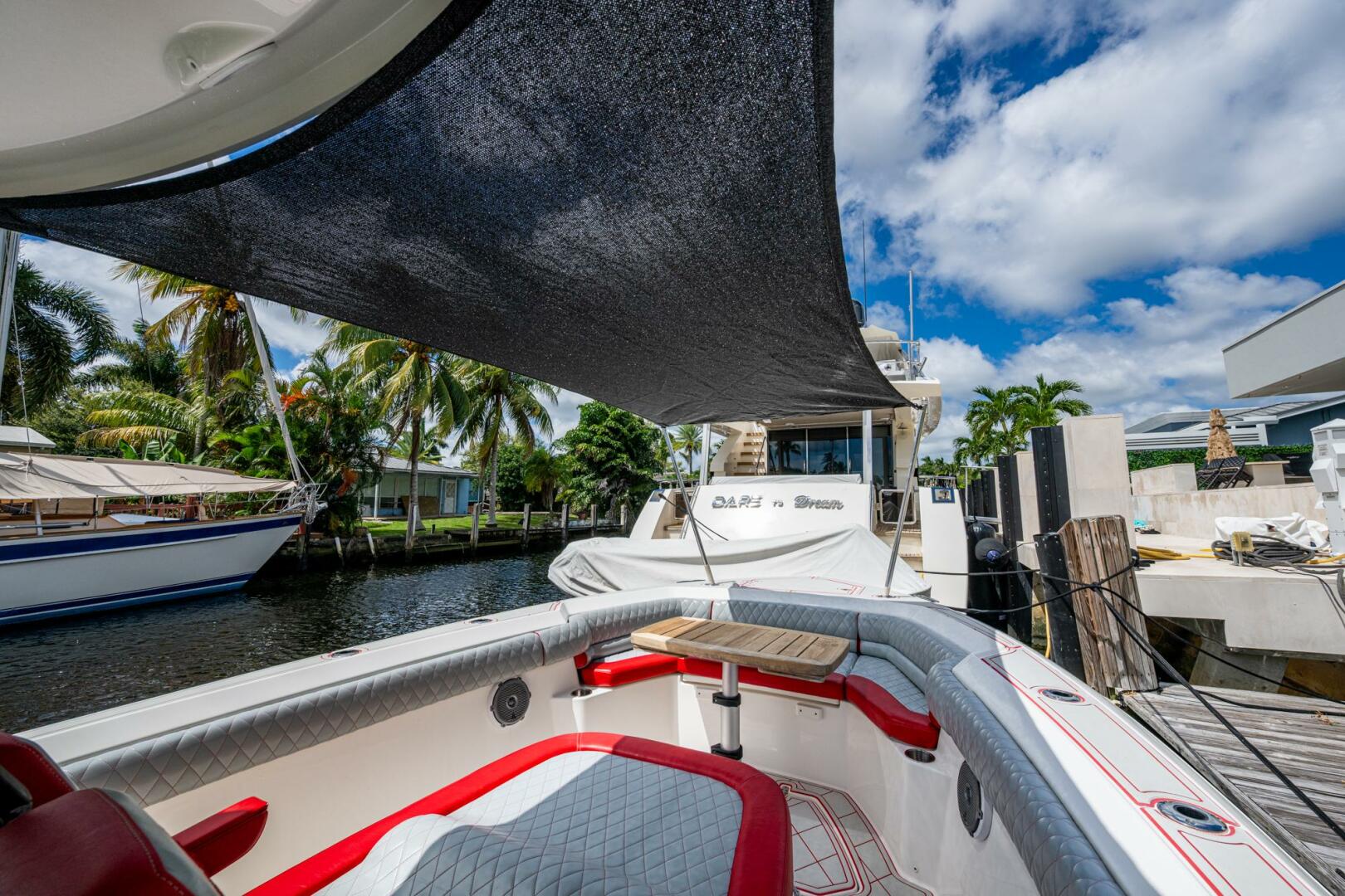 DARE TO DREAM S SIDECHICK 33ft Boston Whaler Yacht For Sale