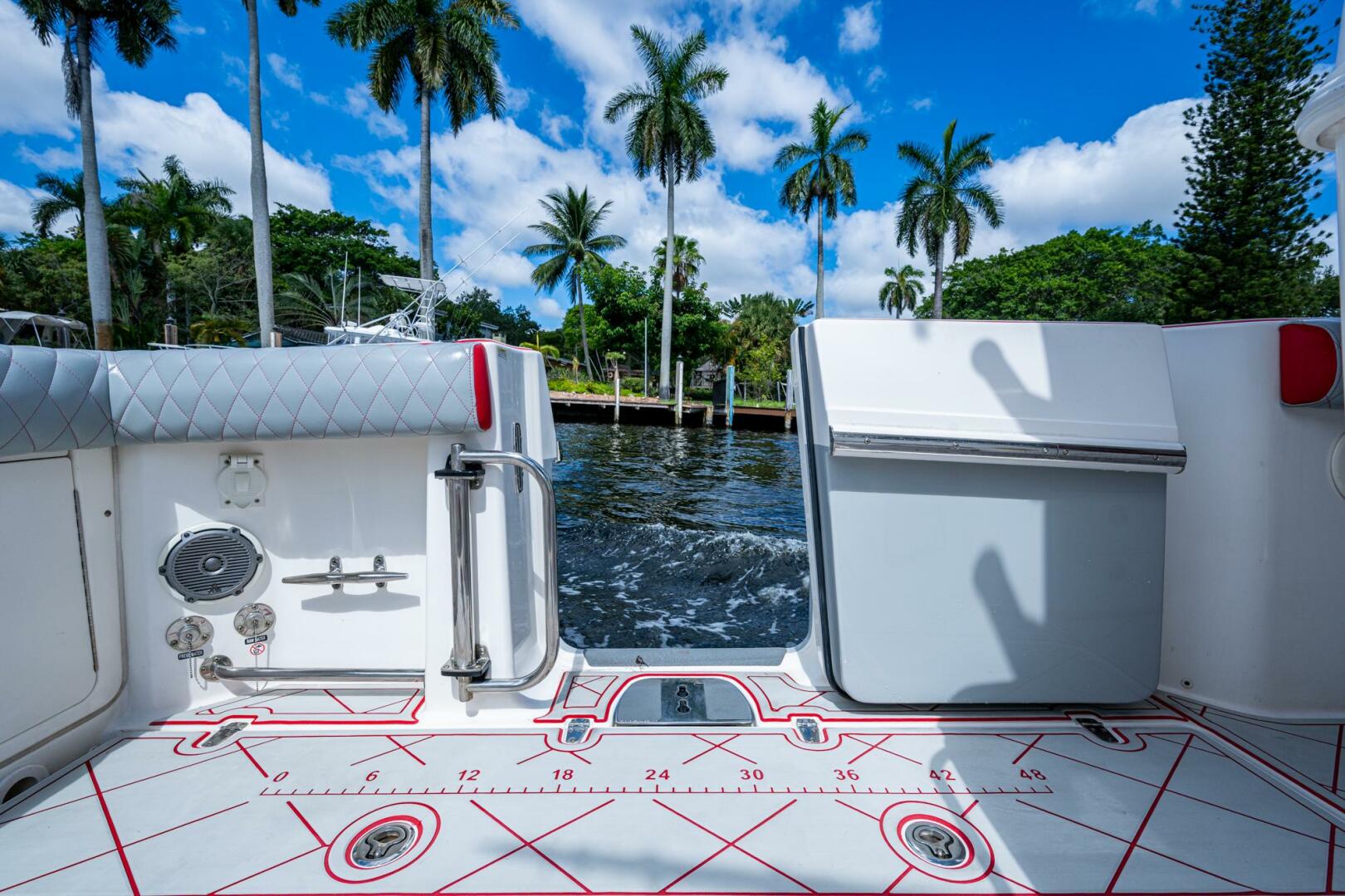 DARE TO DREAM S SIDECHICK 33ft Boston Whaler Yacht For Sale