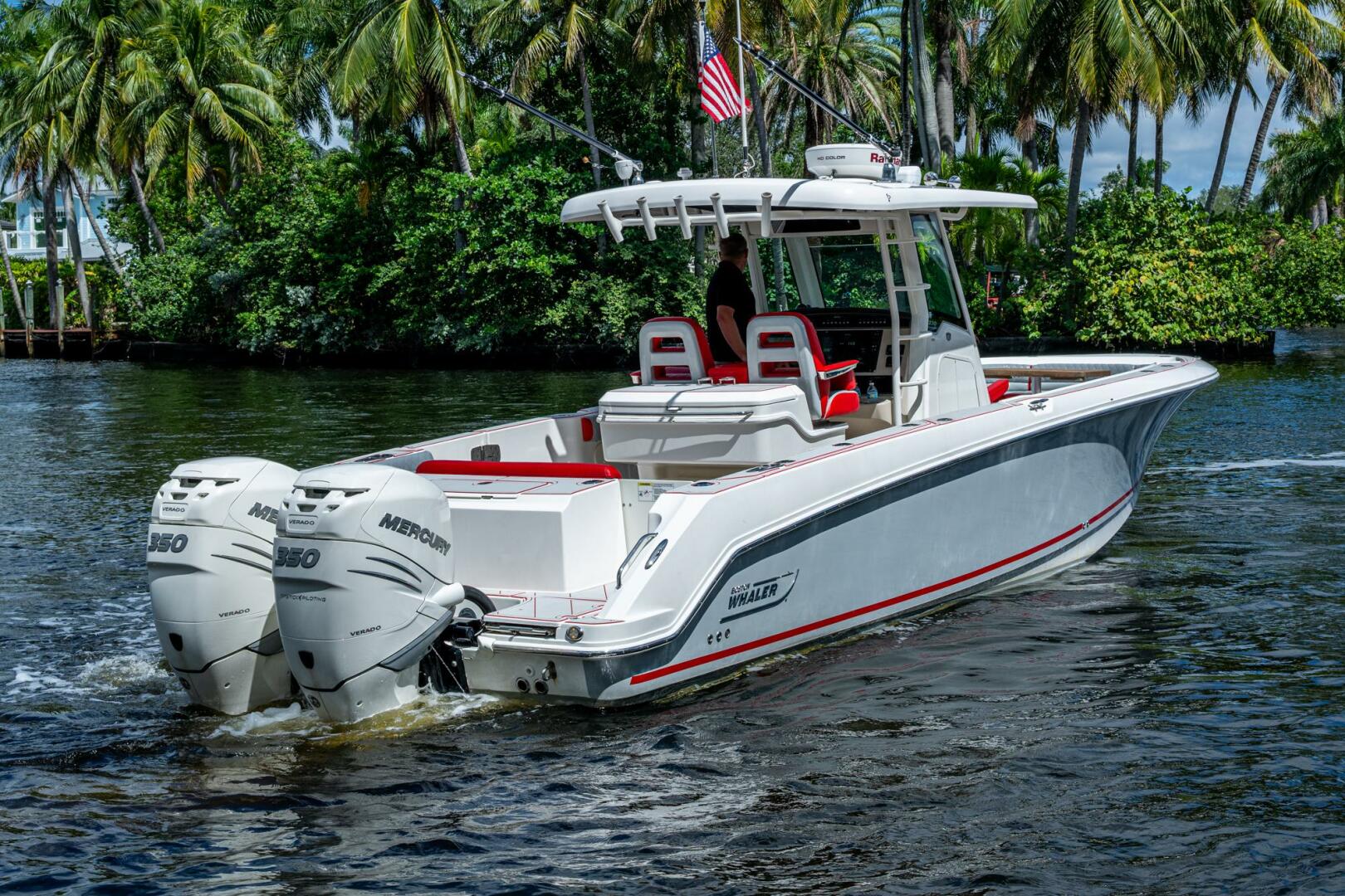 DARE TO DREAM S SIDECHICK 33ft Boston Whaler Yacht For Sale