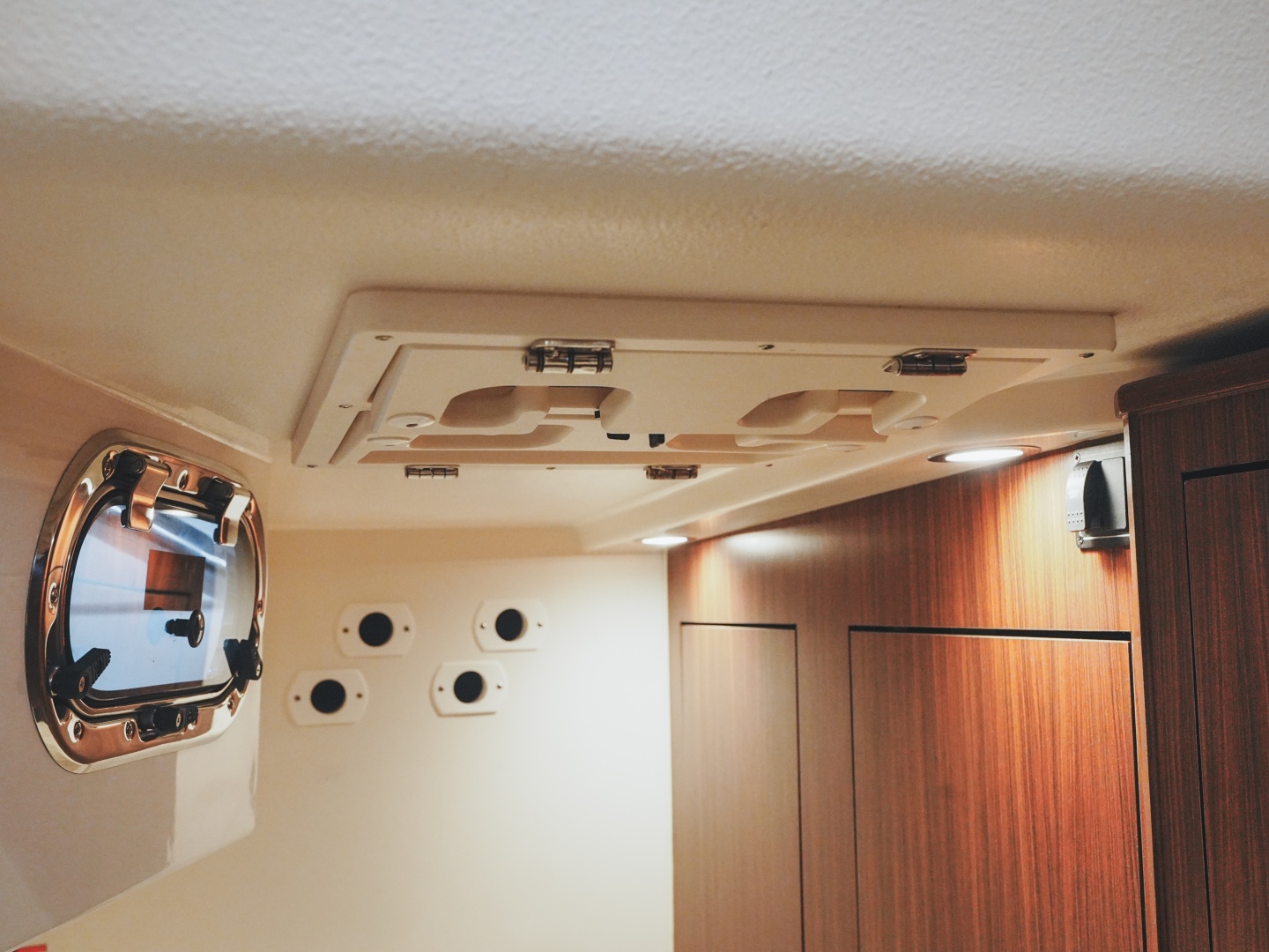 Amazing Grace 32ft Pursuit Yacht For Sale