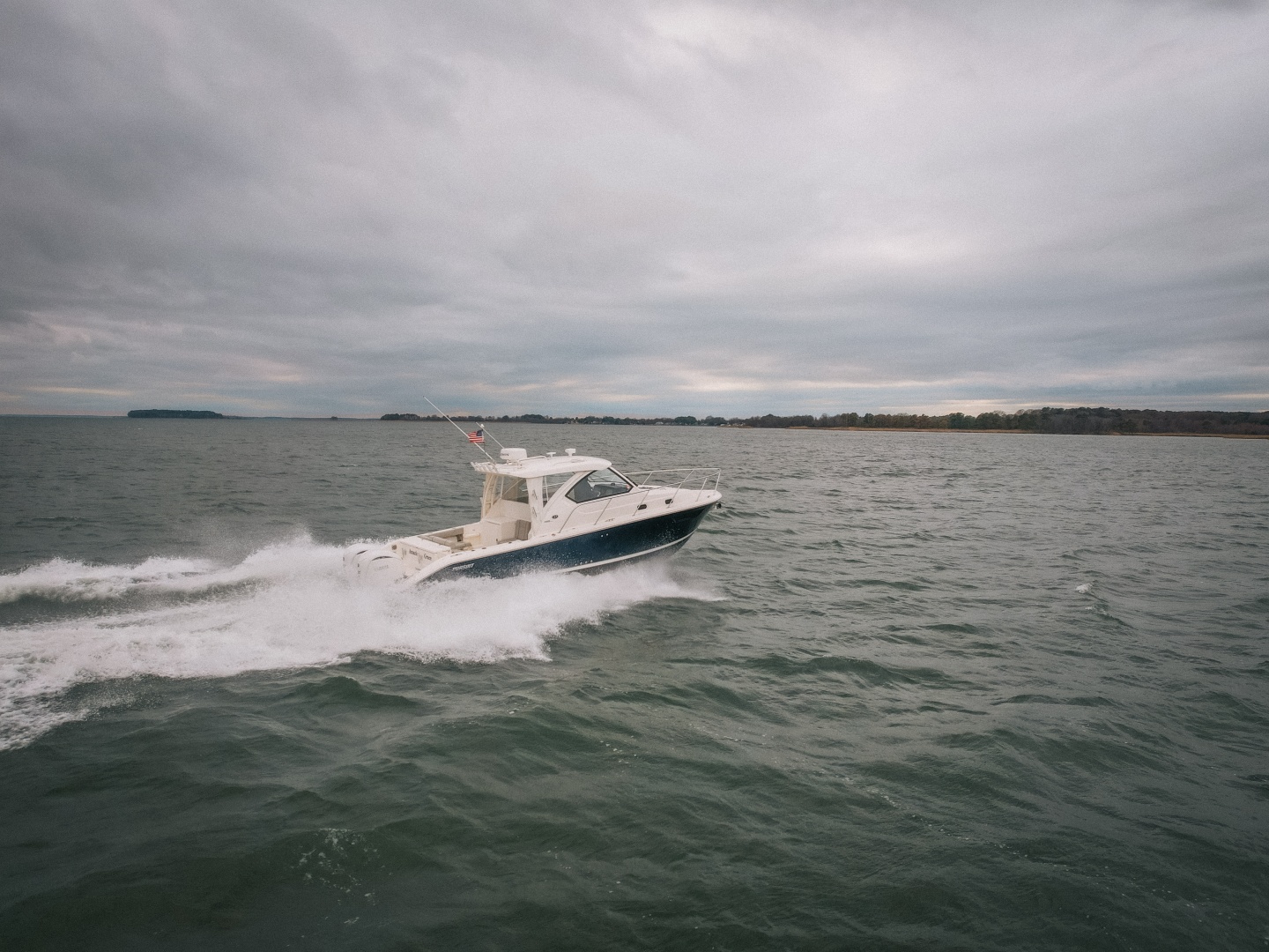 Amazing Grace 32ft Pursuit Yacht For Sale