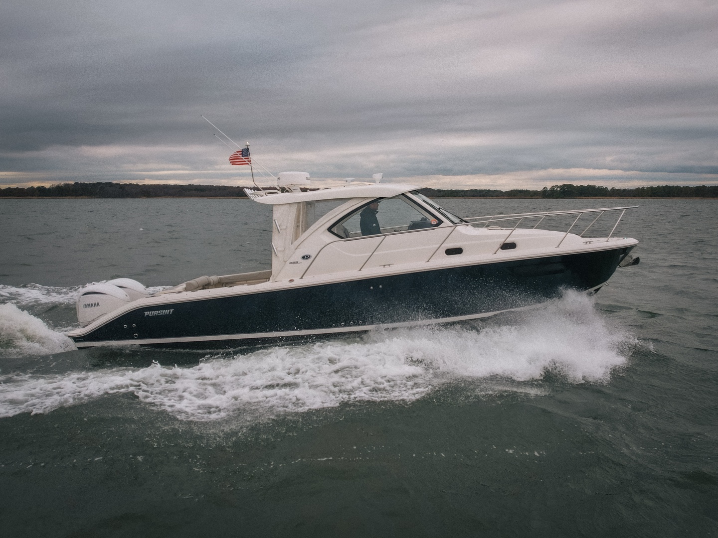 Amazing Grace 32ft Pursuit Yacht For Sale