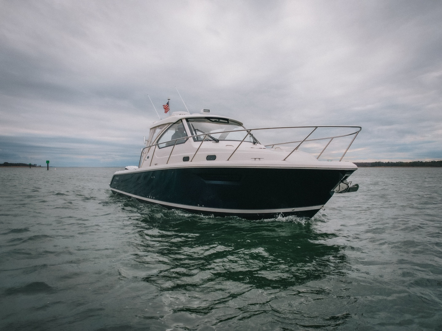 Amazing Grace 32ft Pursuit Yacht For Sale