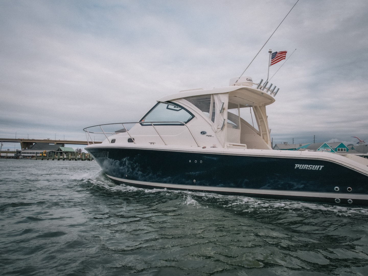 Amazing Grace 32ft Pursuit Yacht For Sale