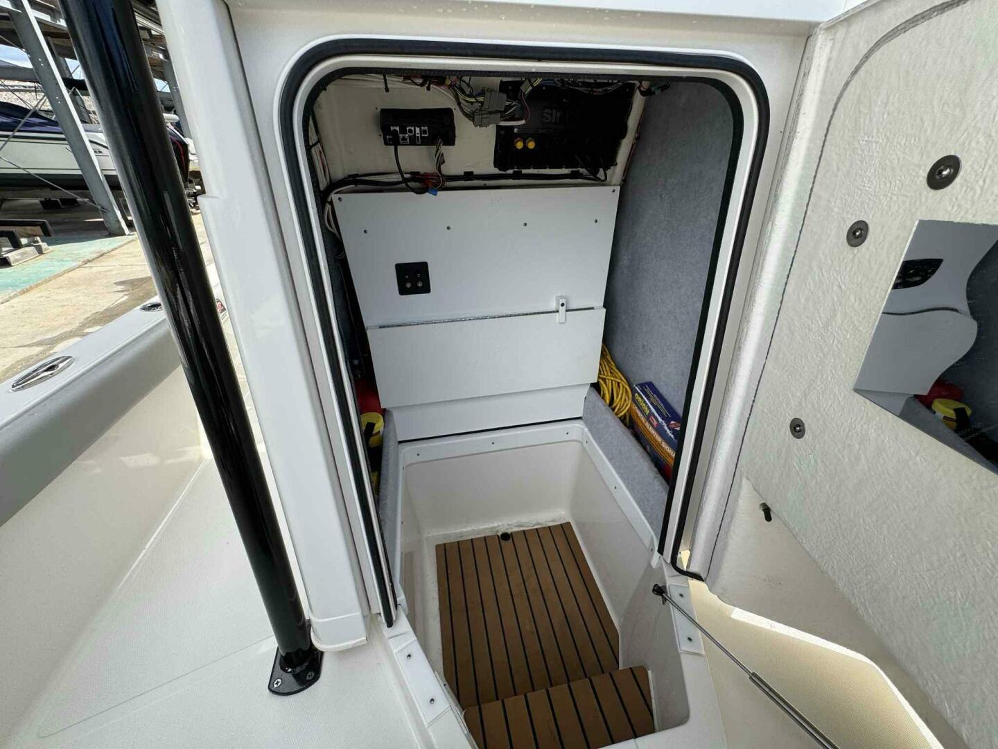 24ft Ranger Yacht For Sale