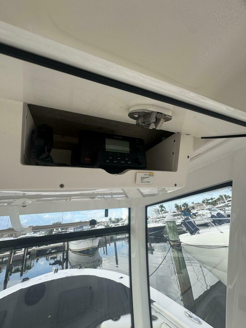 30ft Robalo Yacht For Sale