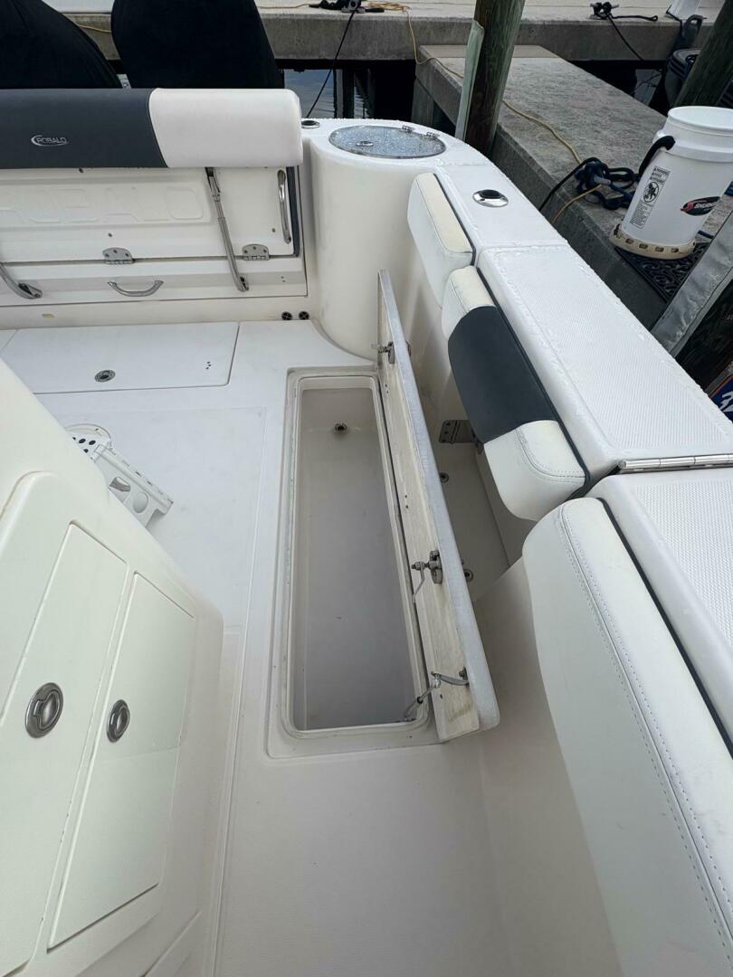 30ft Robalo Yacht For Sale