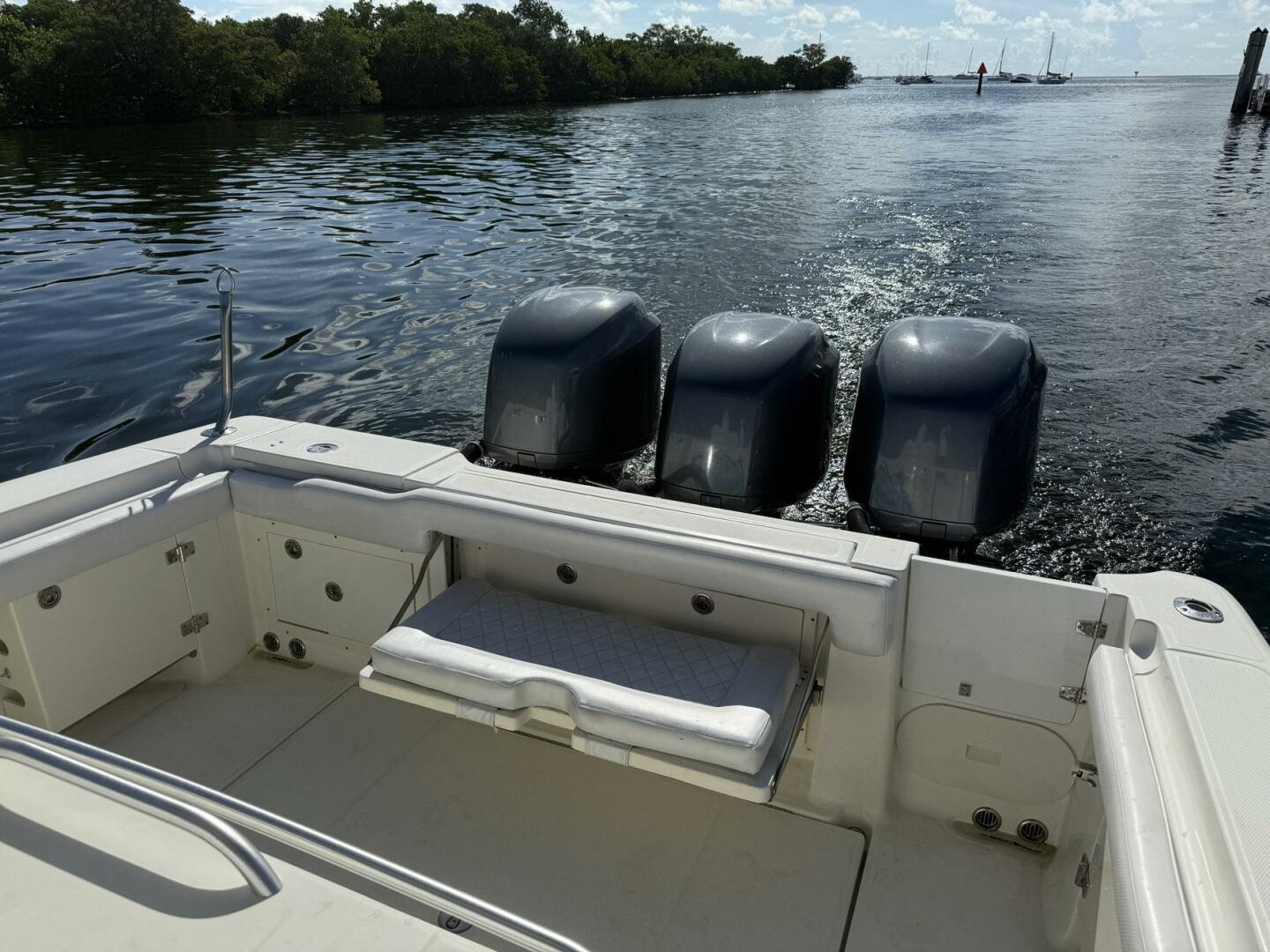 5 O Clock Somewhere 33ft Hydra Sports Yacht For Sale