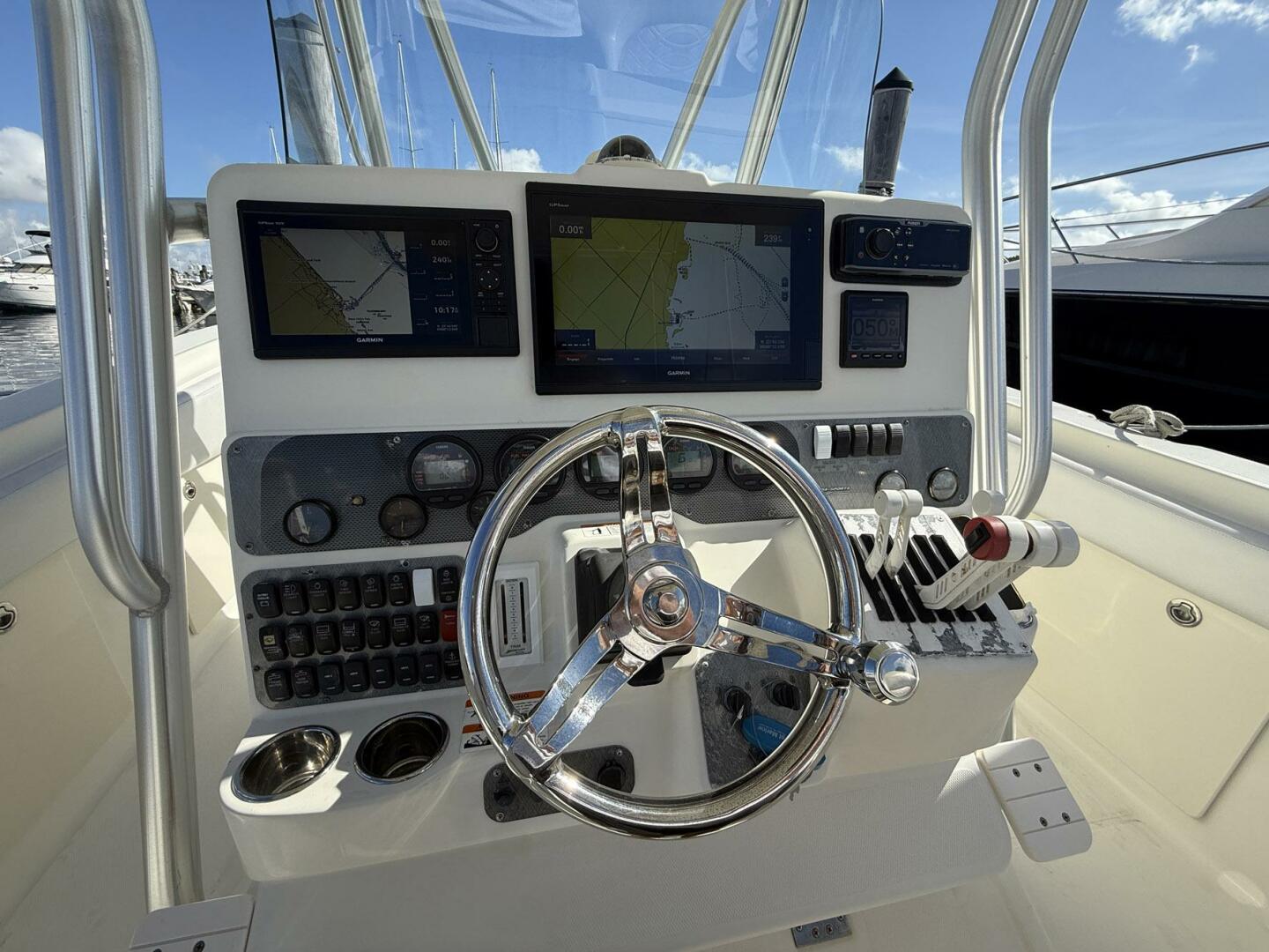 5 O Clock Somewhere 33ft Hydra Sports Yacht For Sale