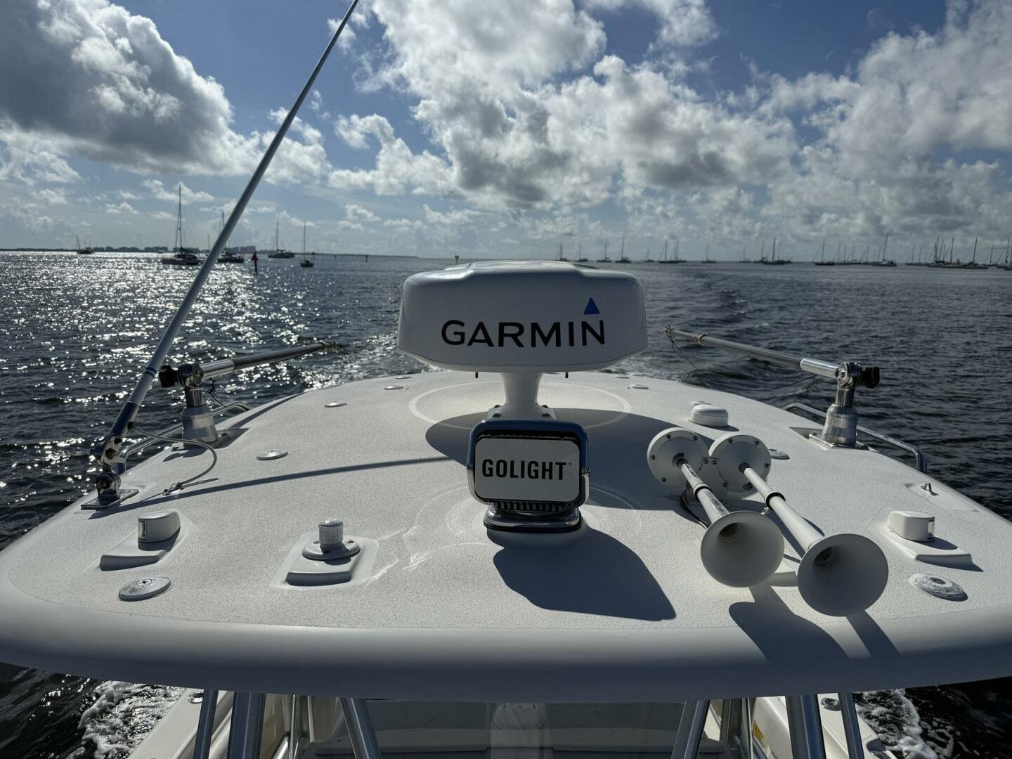 5 O Clock Somewhere 33ft Hydra Sports Yacht For Sale