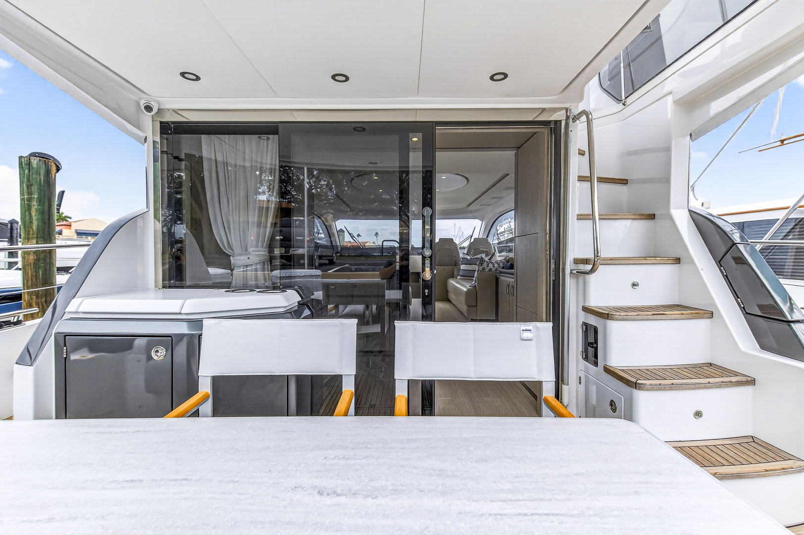 53ft Azimut Yacht For Sale