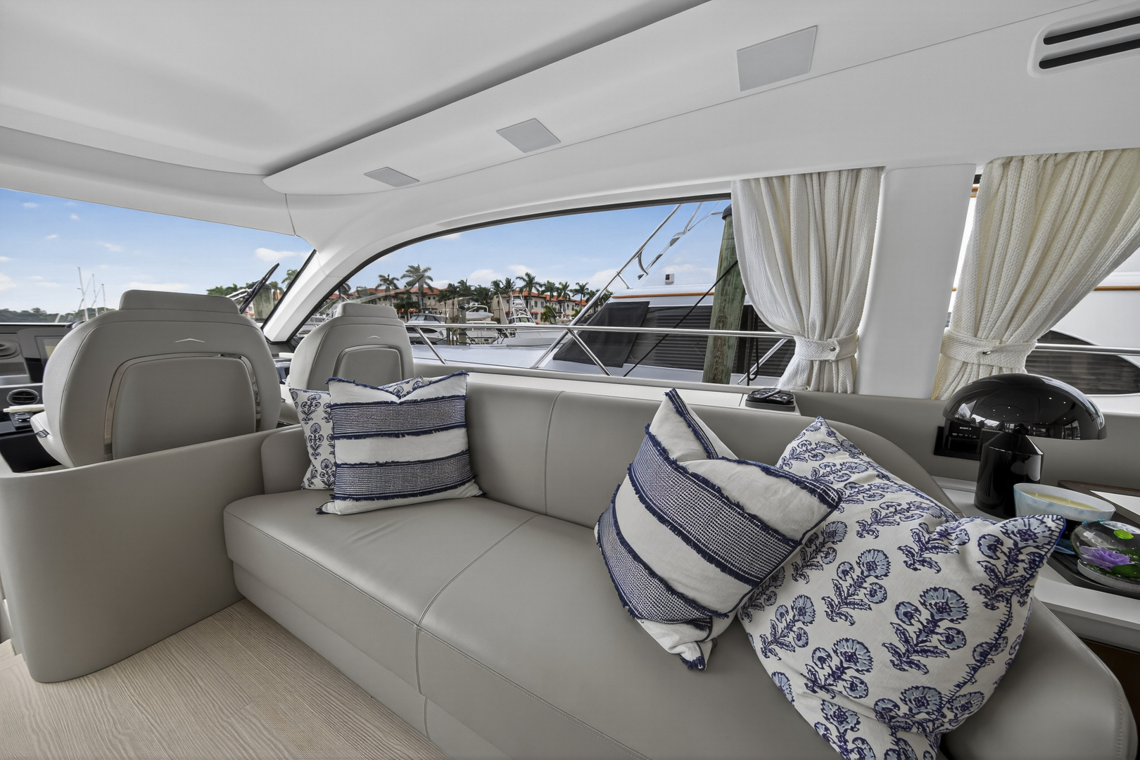 53ft Azimut Yacht For Sale