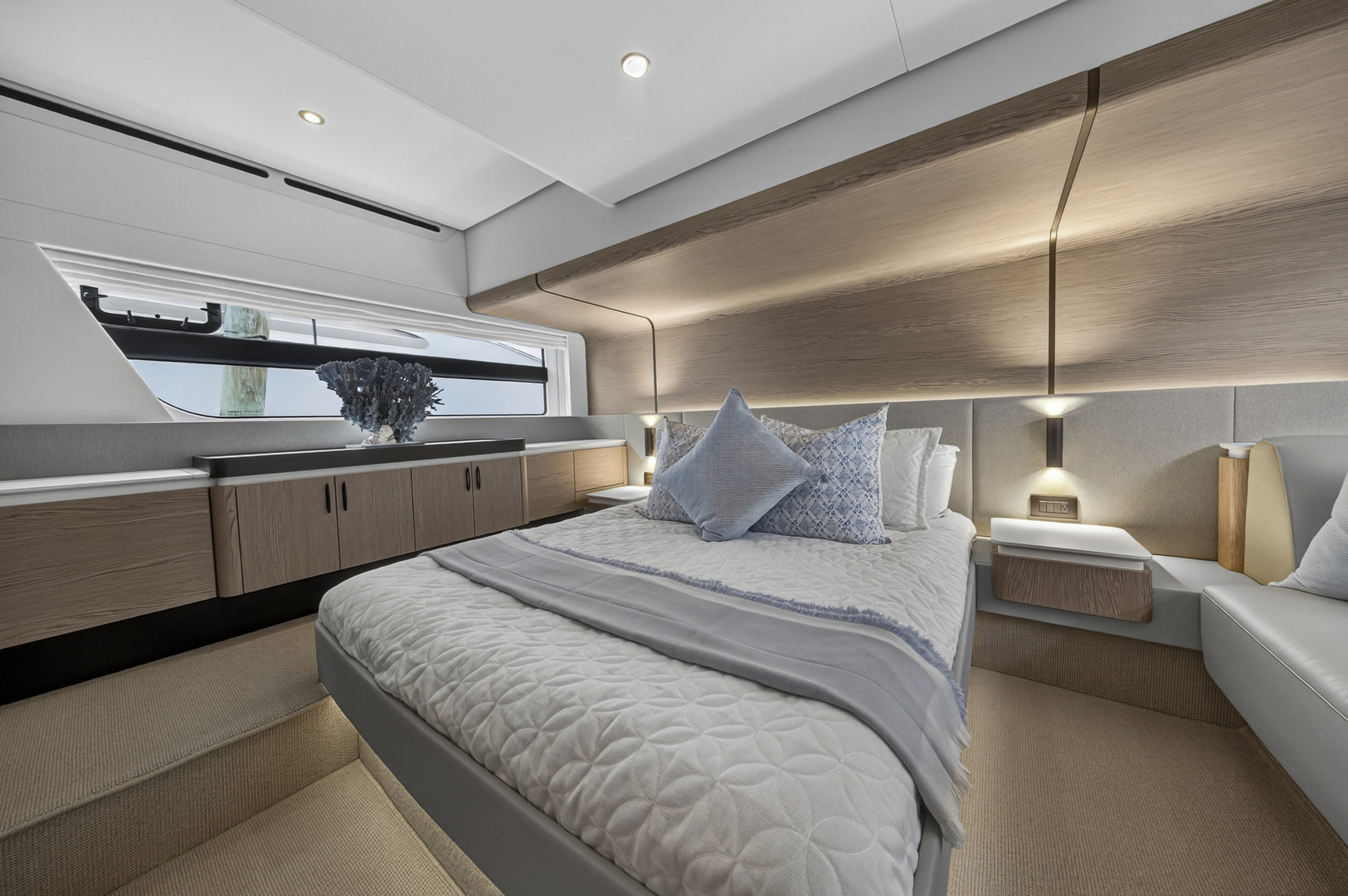 53ft Azimut Yacht For Sale