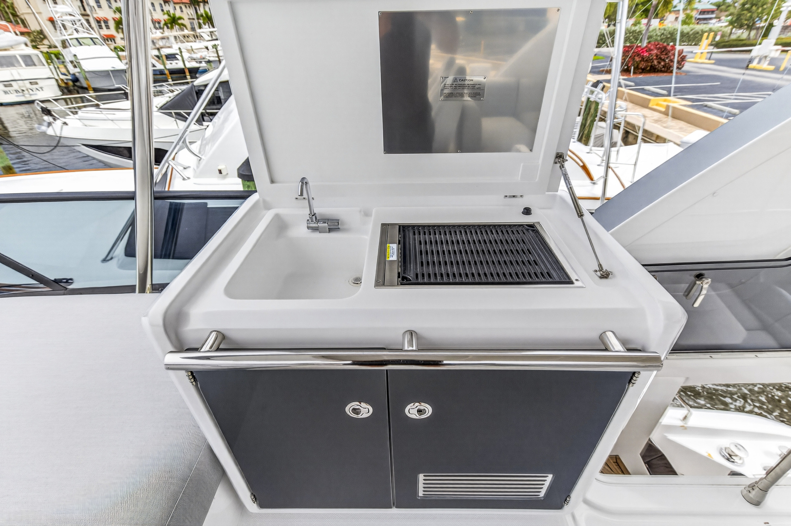 53ft Azimut Yacht For Sale