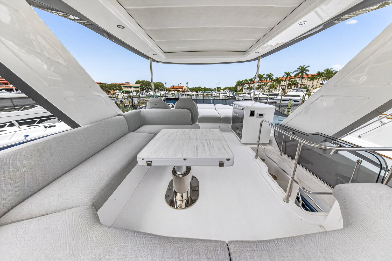 53ft Azimut Yacht For Sale