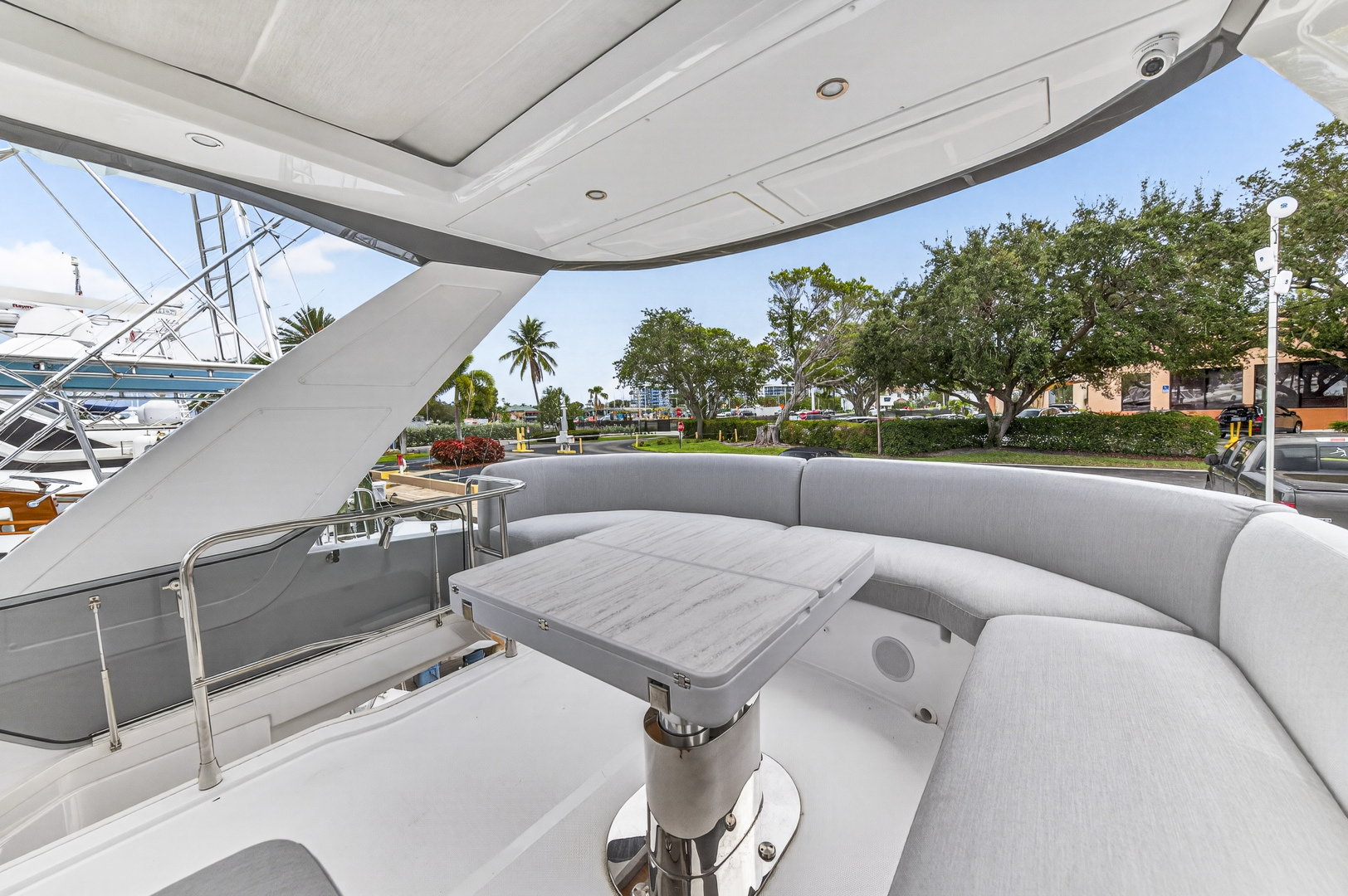 53ft Azimut Yacht For Sale