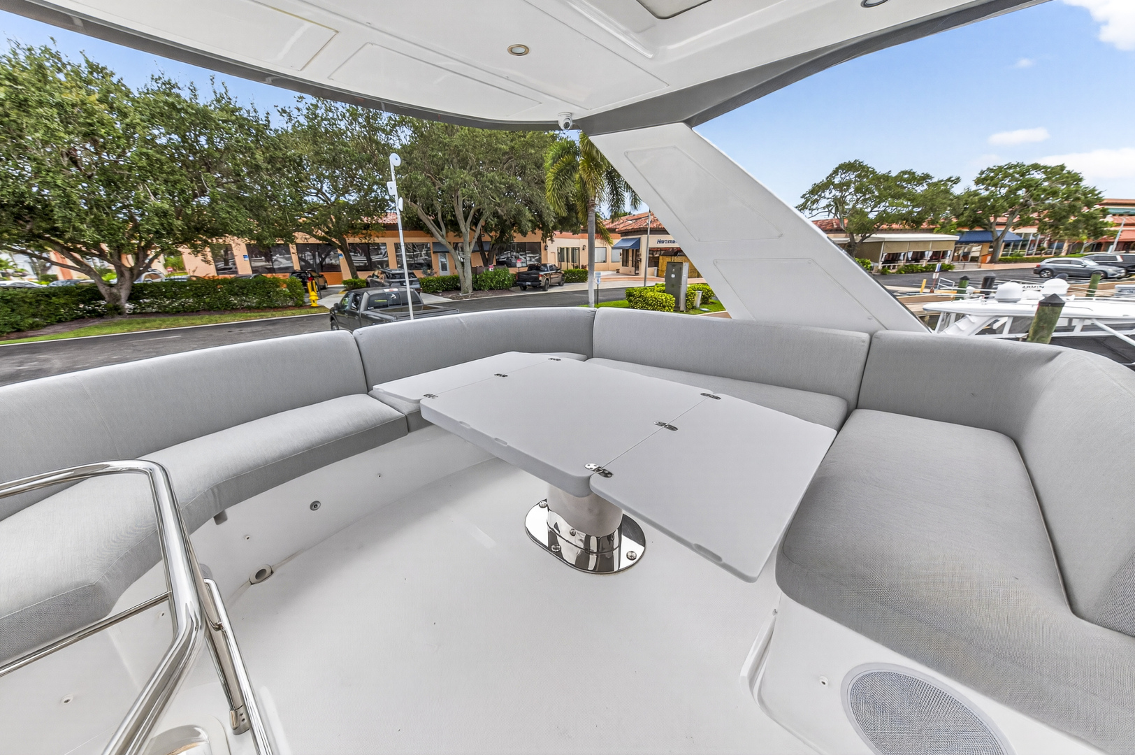 53ft Azimut Yacht For Sale