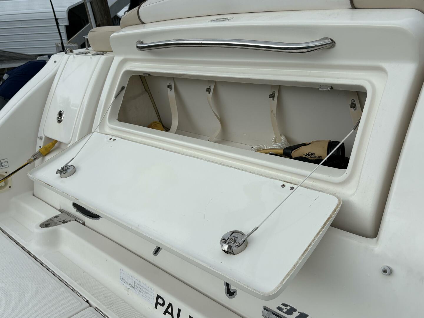 L rsquo Escapade  31ft Sea Ray Yacht For Sale