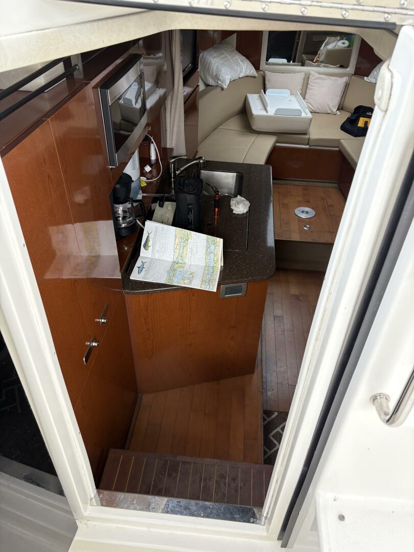 L rsquo Escapade  31ft Sea Ray Yacht For Sale