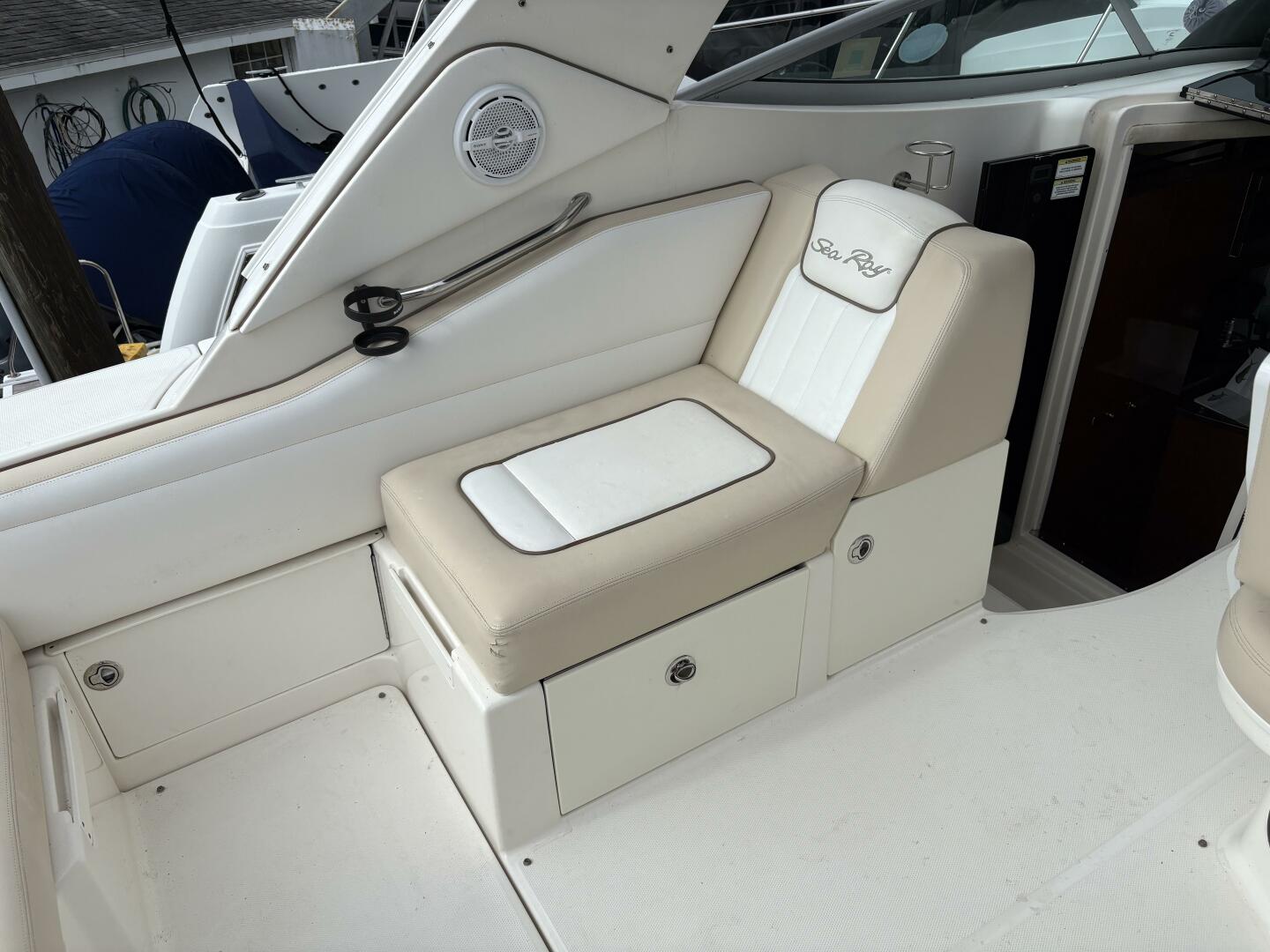 L rsquo Escapade  31ft Sea Ray Yacht For Sale