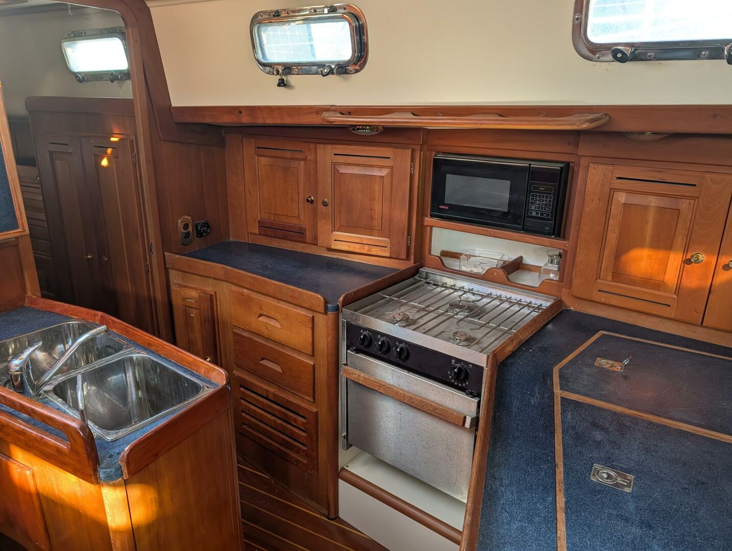 Celebration 41ft Tartan Yacht For Sale Celebration 41ft Tartan Yacht For Sale