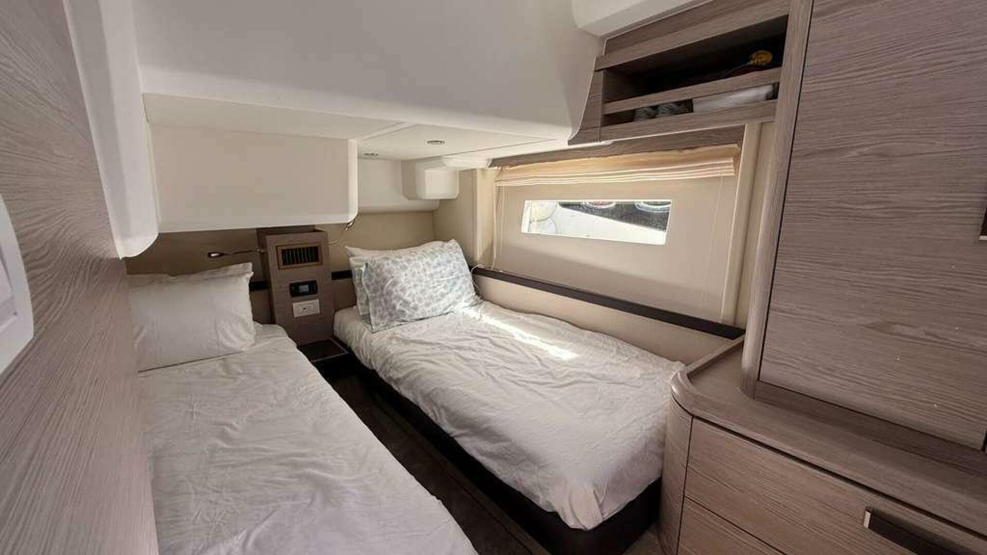 Electric Summer 48ft Greenline Yacht For Sale