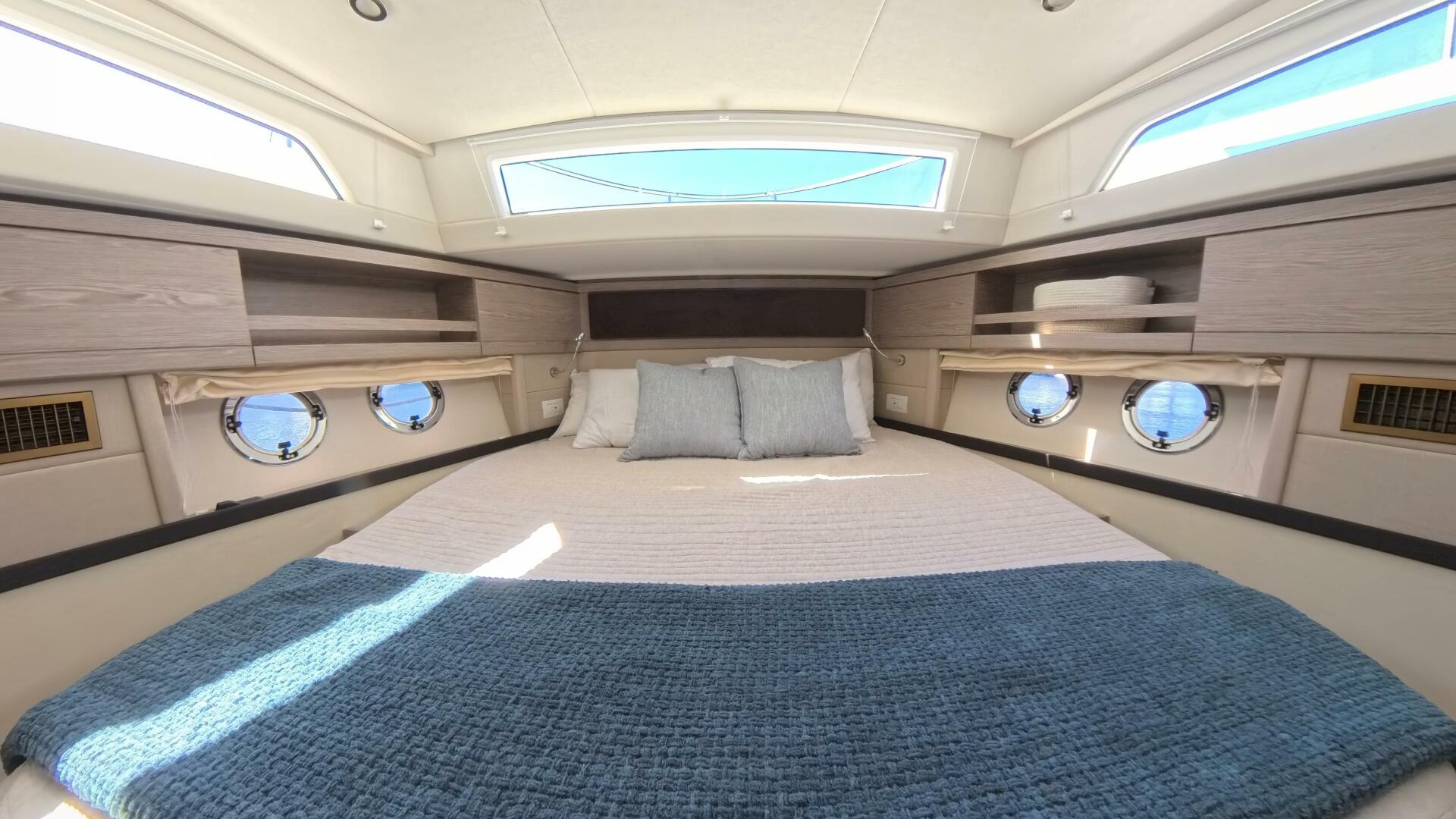 Electric Summer 48ft Greenline Yacht For Sale