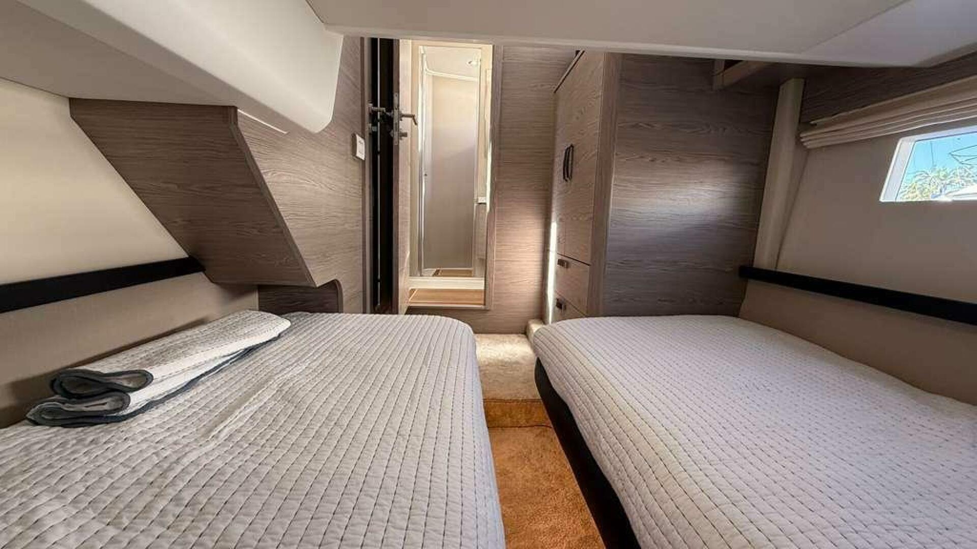 Electric Summer 48ft Greenline Yacht For Sale