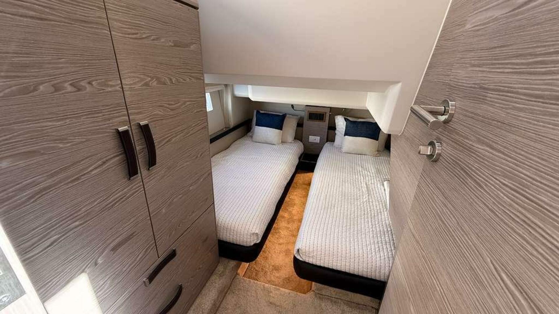 Electric Summer 48ft Greenline Yacht For Sale