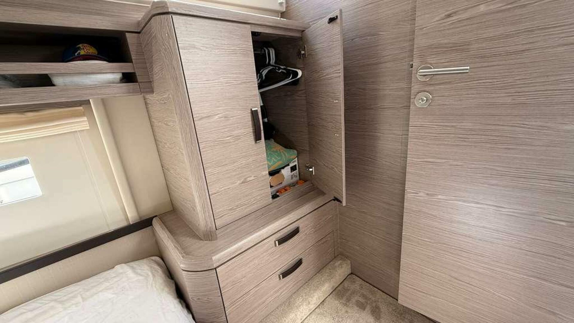 Electric Summer 48ft Greenline Yacht For Sale