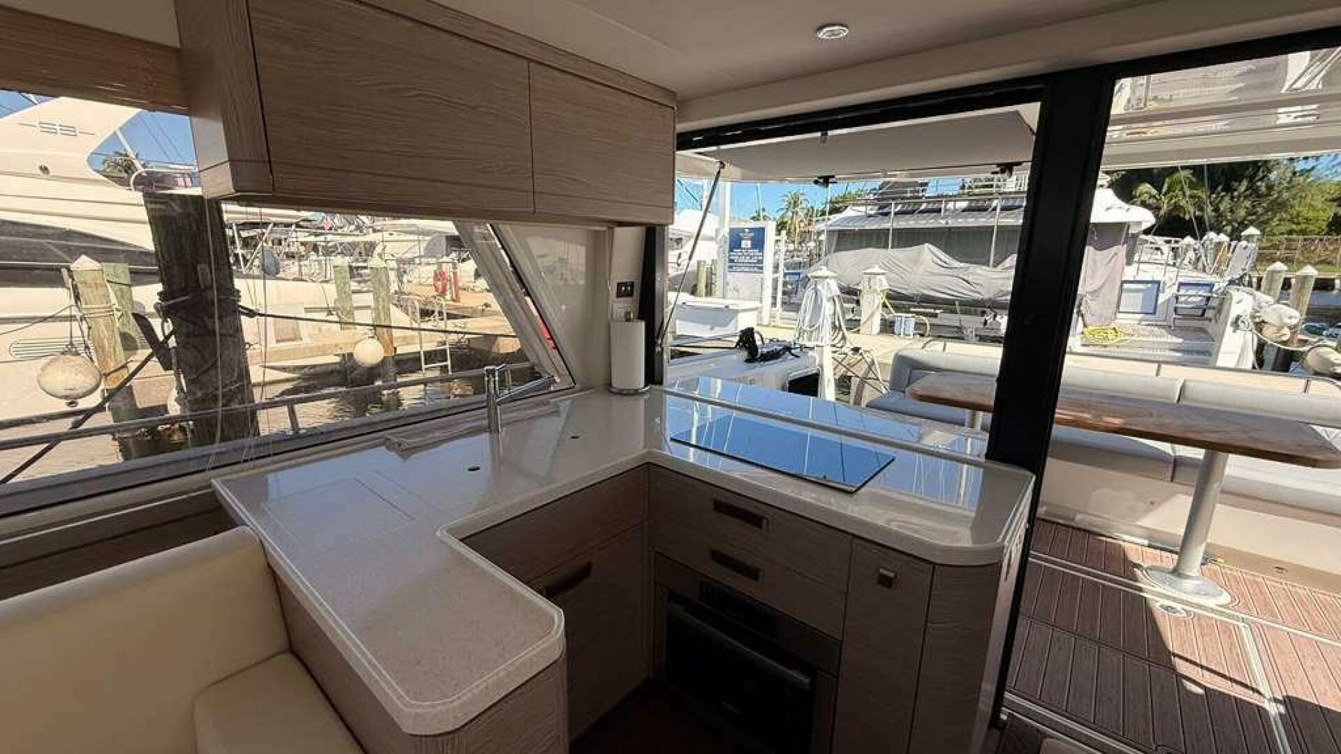 Electric Summer 48ft Greenline Yacht For Sale