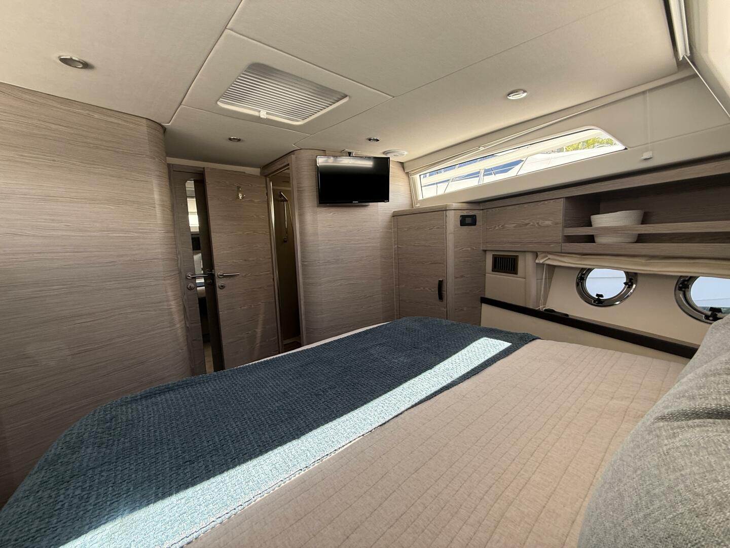 Electric Summer 48ft Greenline Yacht For Sale
