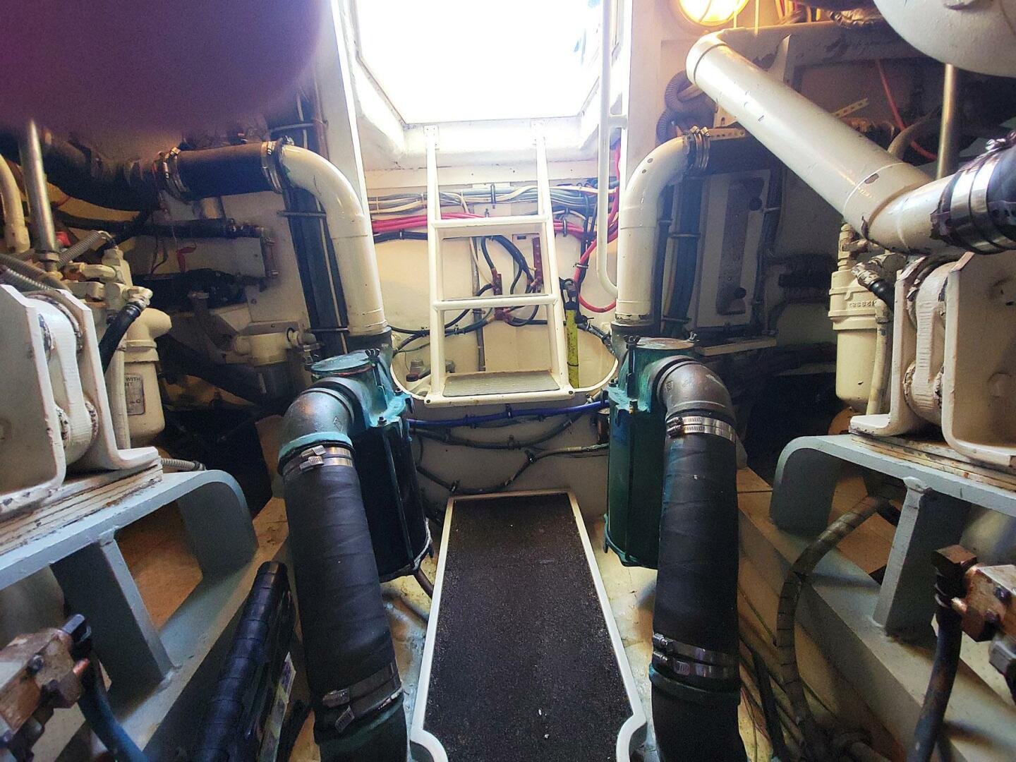 Trophy Hunter 50ft Bertram Yacht For Sale