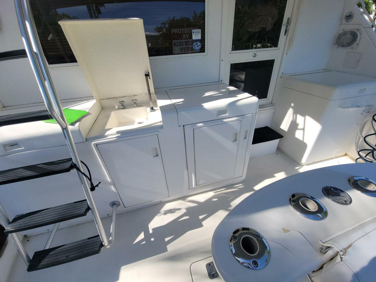 Trophy Hunter 50ft Bertram Yacht For Sale